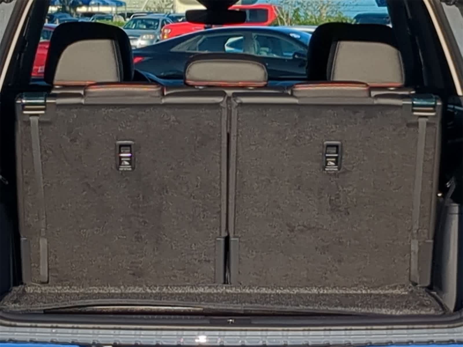 Thumbnail: 2025 Volkswagen Atlas - 36