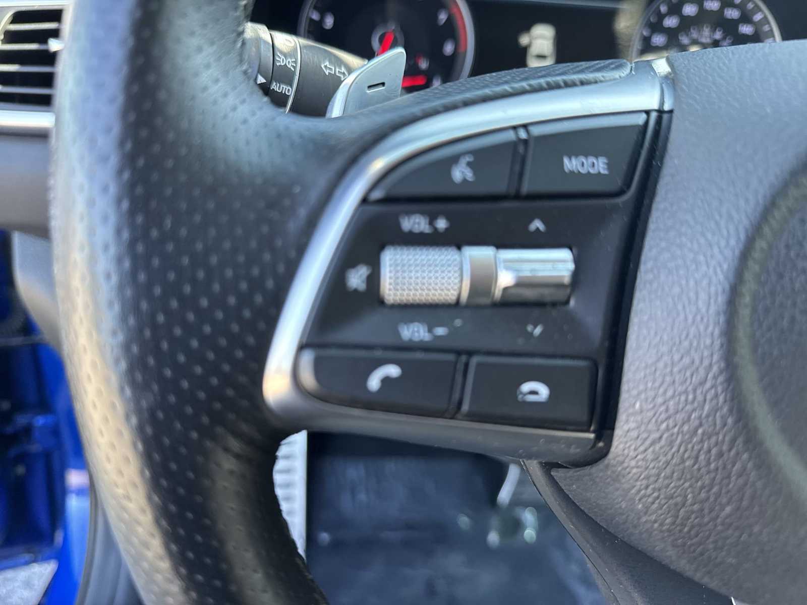 Thumbnail: 2021 Genesis G70 - 23
