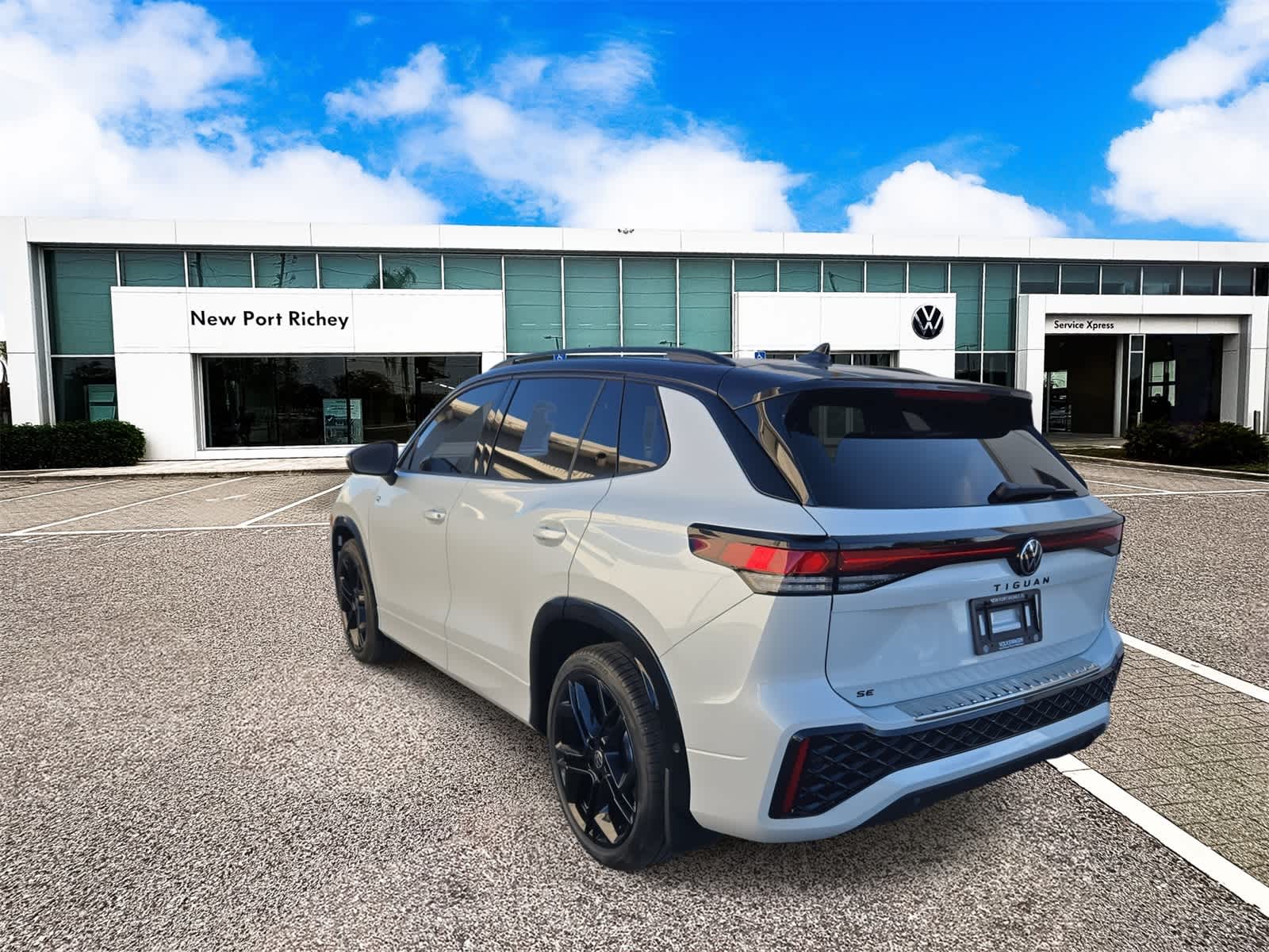 Thumbnail: 2026 Volkswagen Tiguan - 6