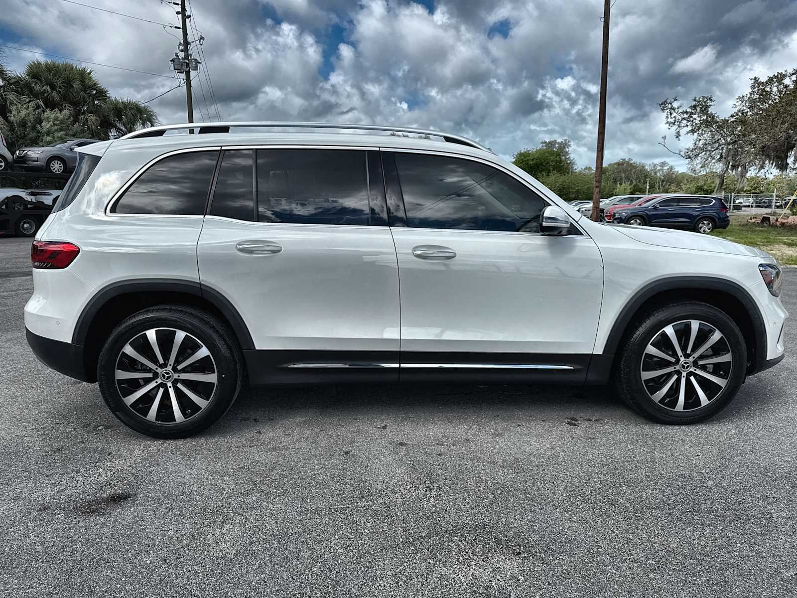 Thumbnail: 2022 Mercedes-Benz GLB - 7