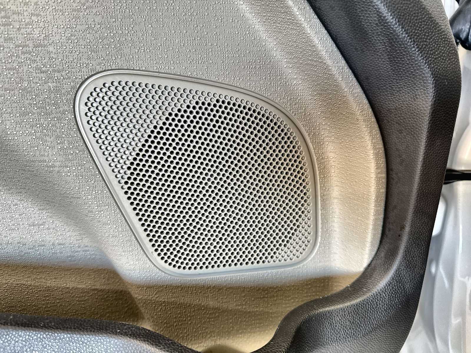 Thumbnail: 2016 Ford Fiesta - 25