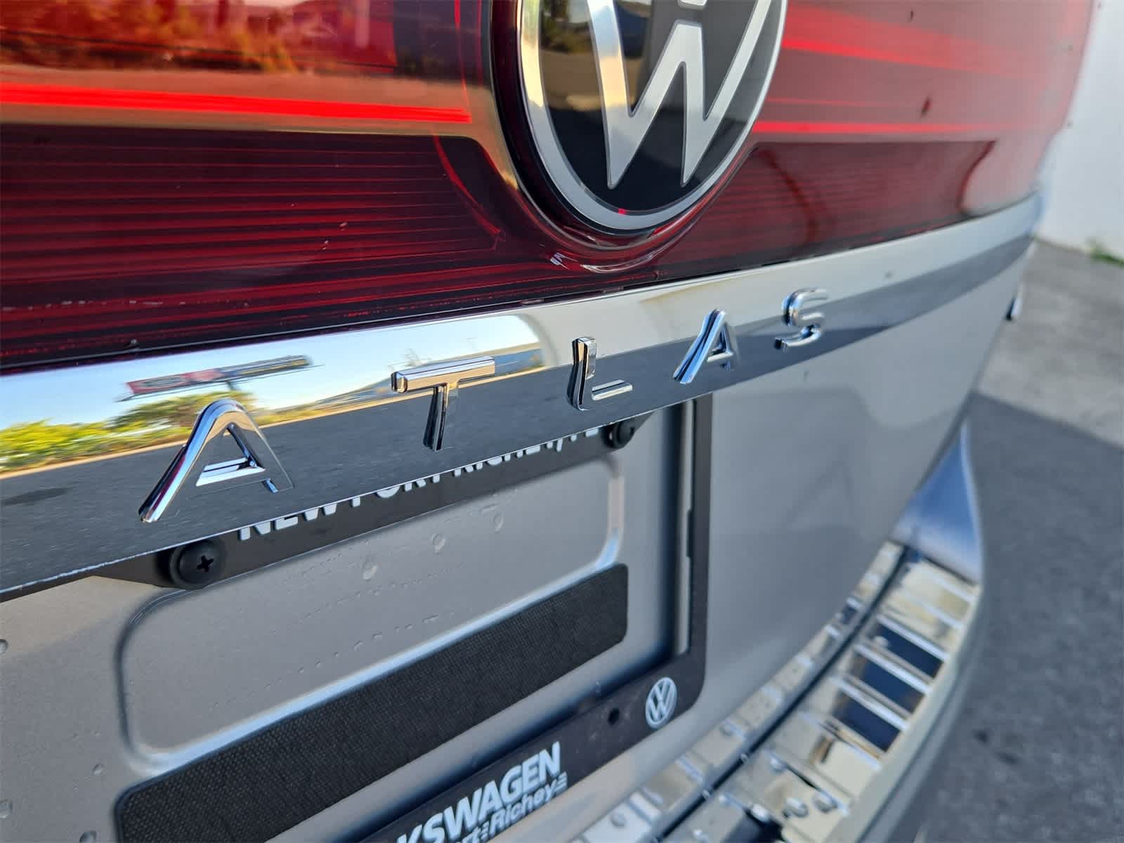 Thumbnail: 2026 Volkswagen Atlas - 13