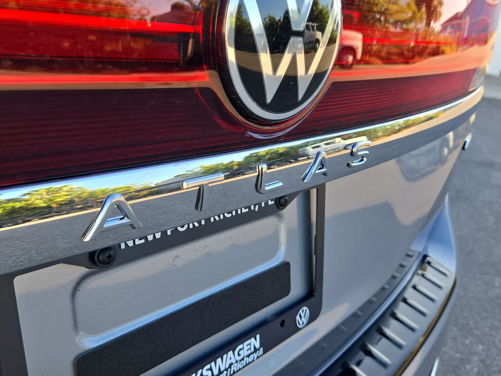 Thumbnail: 2026 Volkswagen Atlas - 13