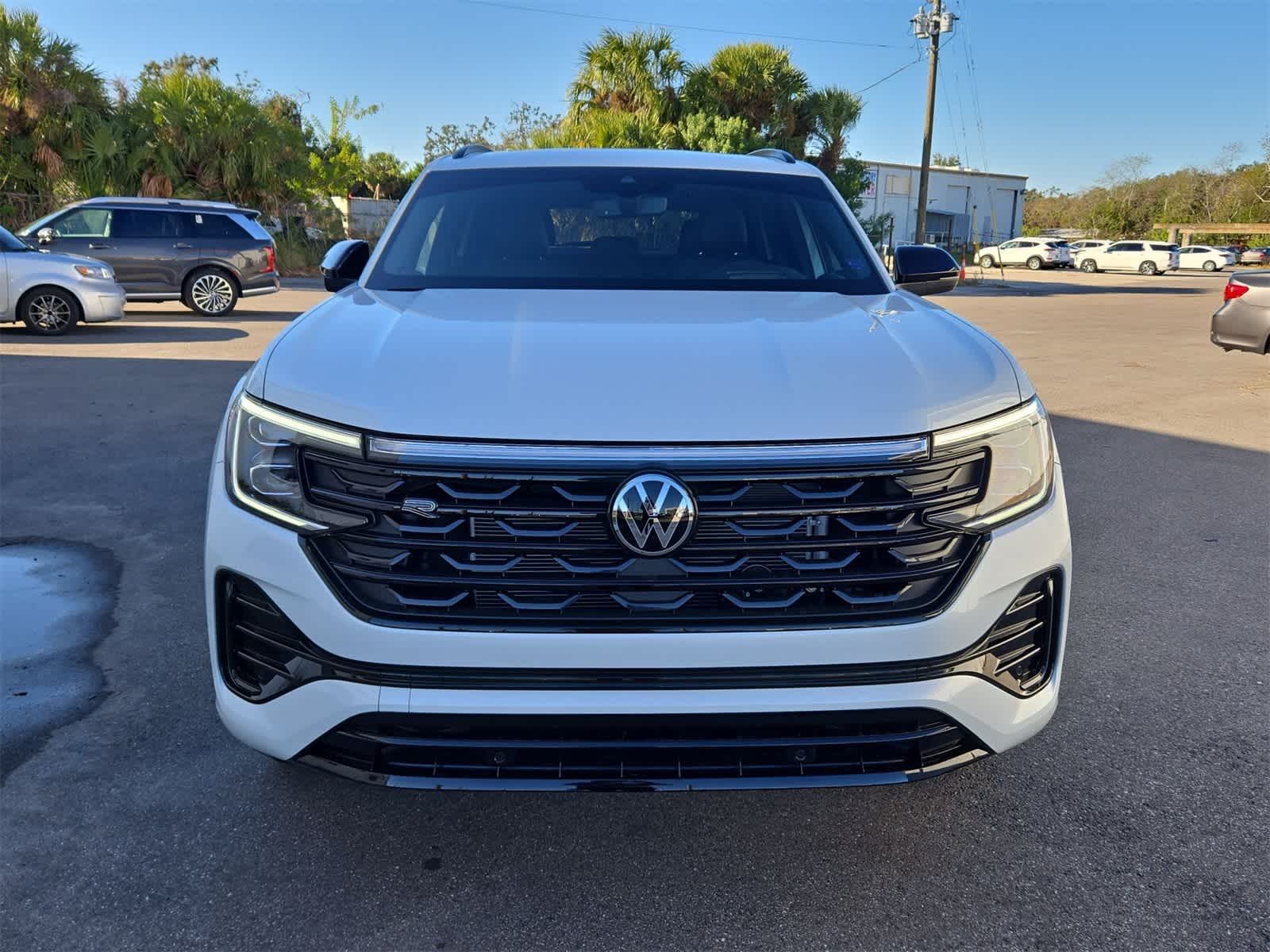 Thumbnail: 2026 Volkswagen Atlas - 17