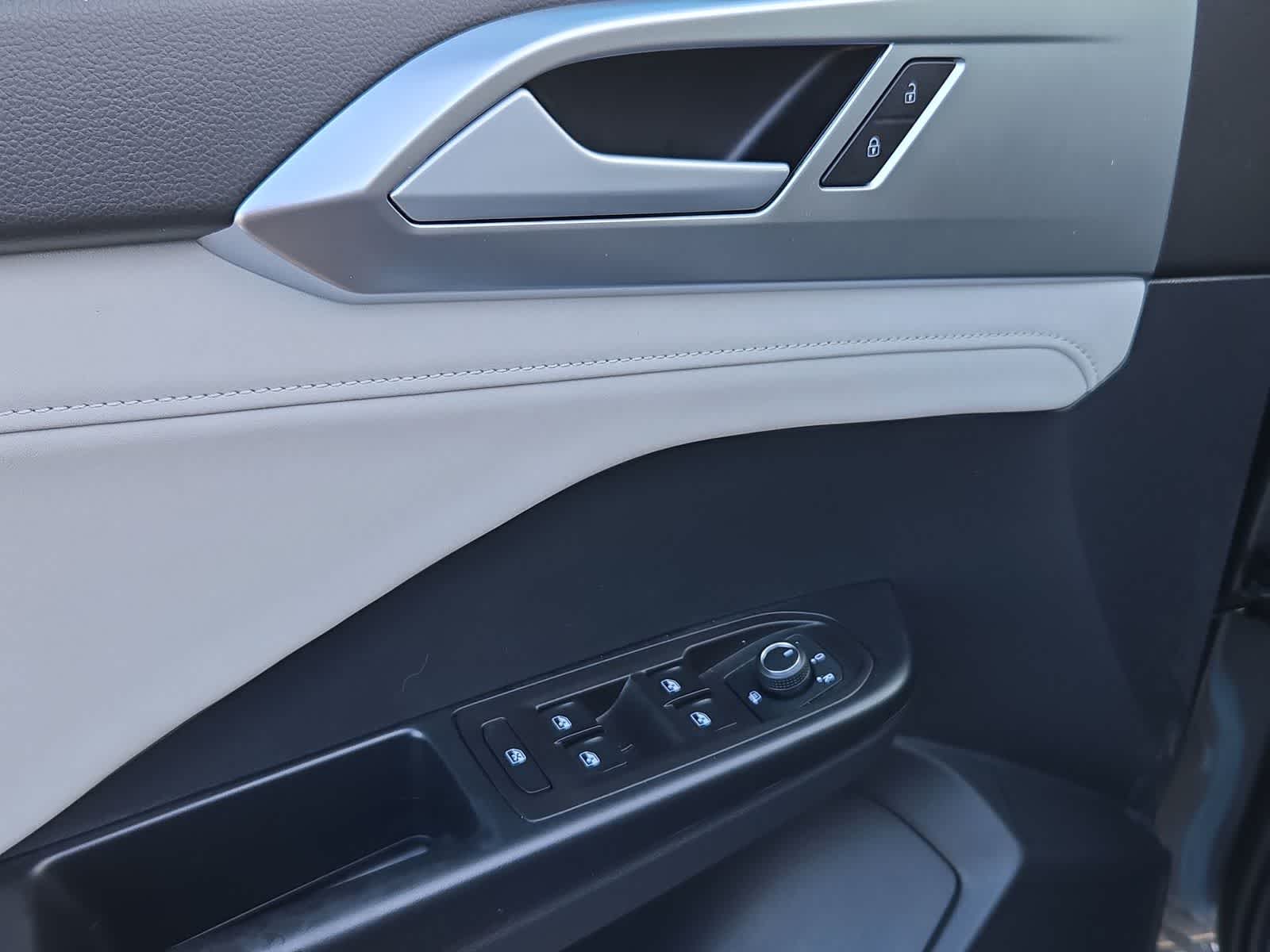 Thumbnail: 2025 Volkswagen Taos - 35