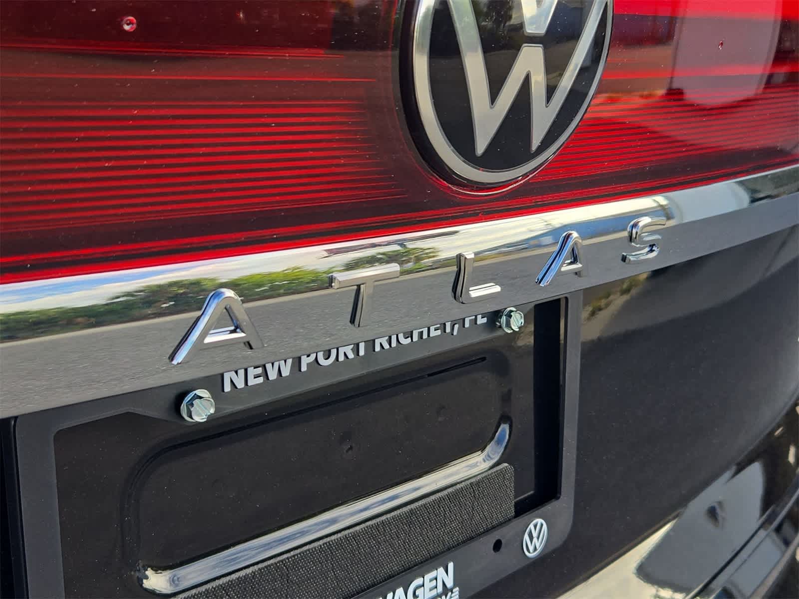 Thumbnail: 2026 Volkswagen Atlas - 13