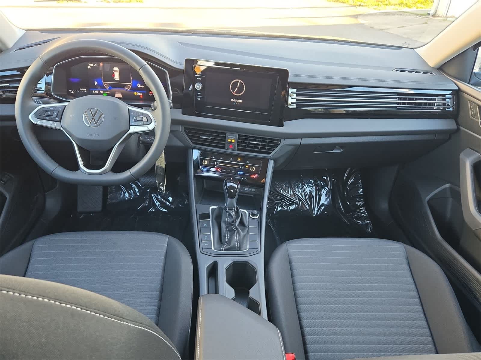 Thumbnail: 2026 Volkswagen Jetta - 16