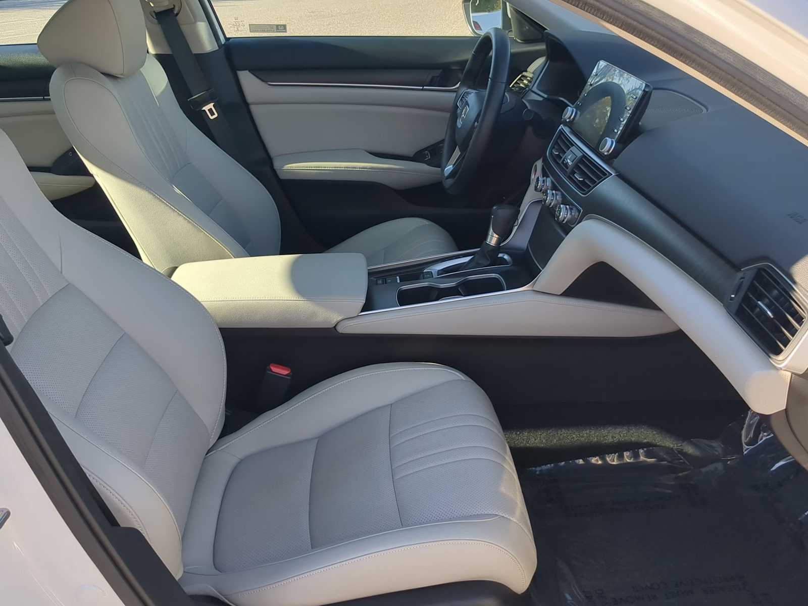 Thumbnail: 2018 Honda Accord - 23