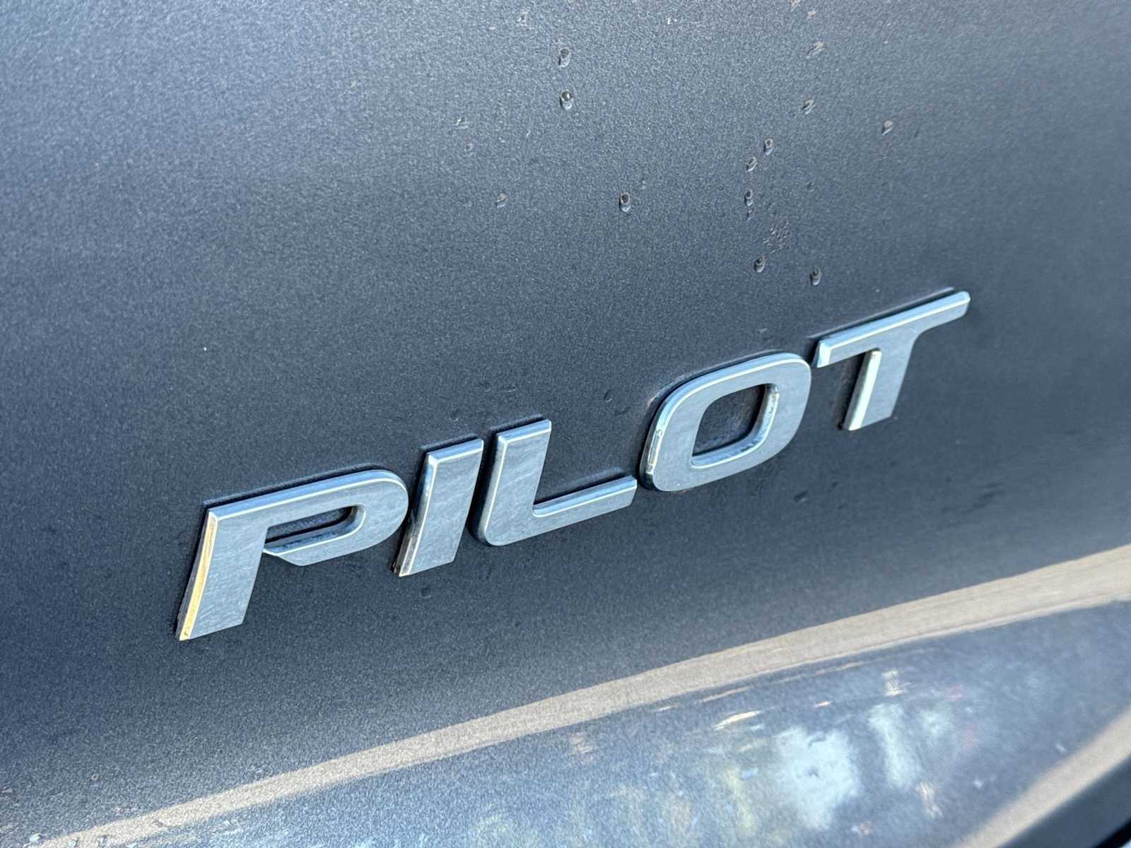 Thumbnail: 2019 Honda Pilot - 12