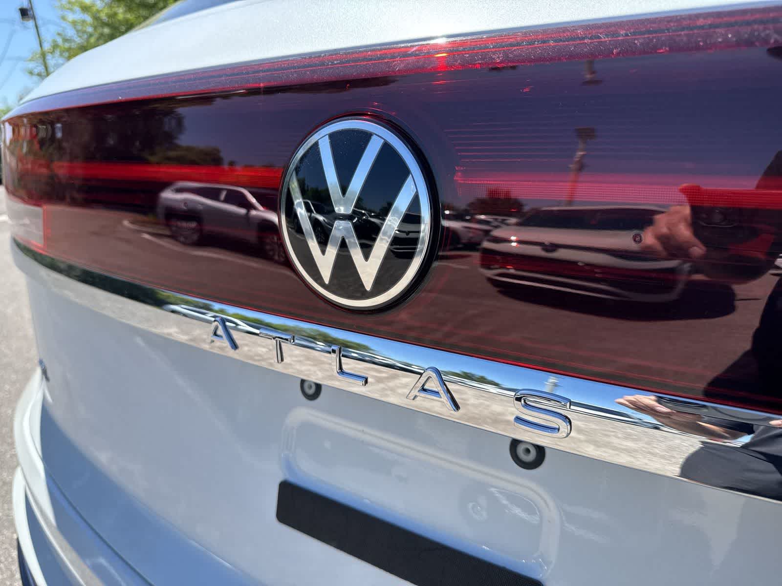 Thumbnail: 2026 Volkswagen Atlas - 11