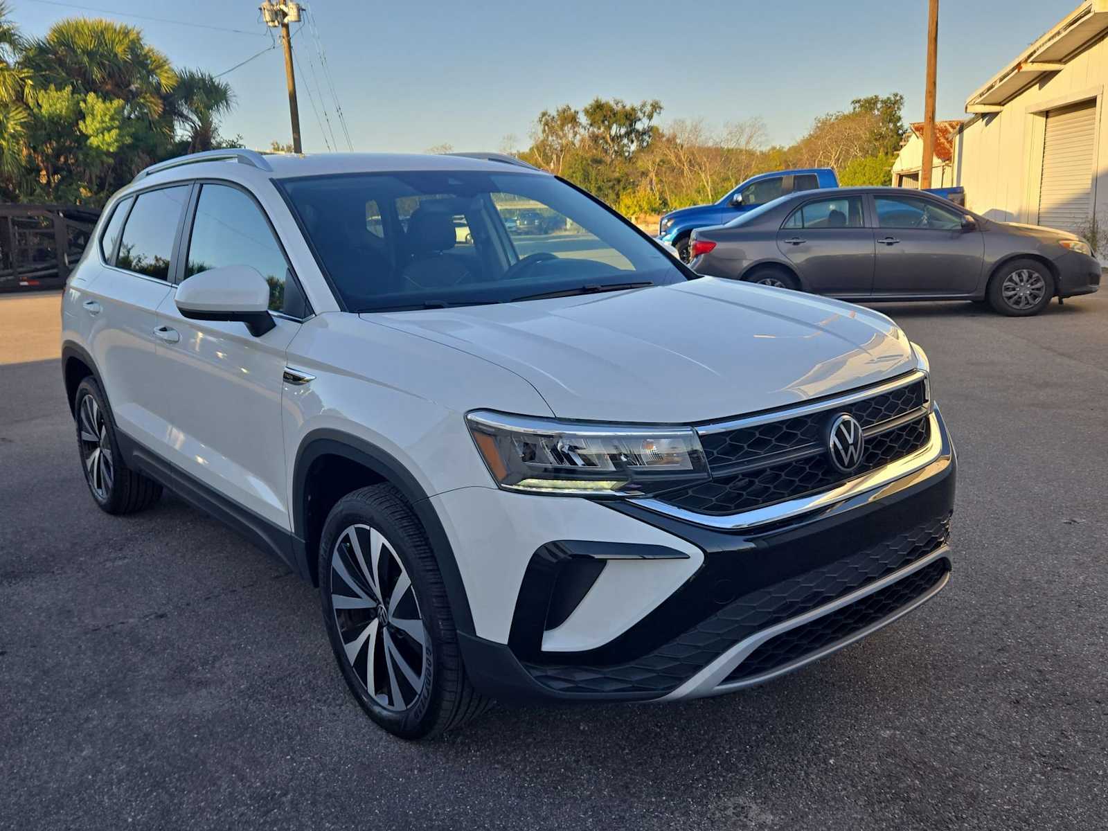 Thumbnail: 2023 Volkswagen Taos - 16