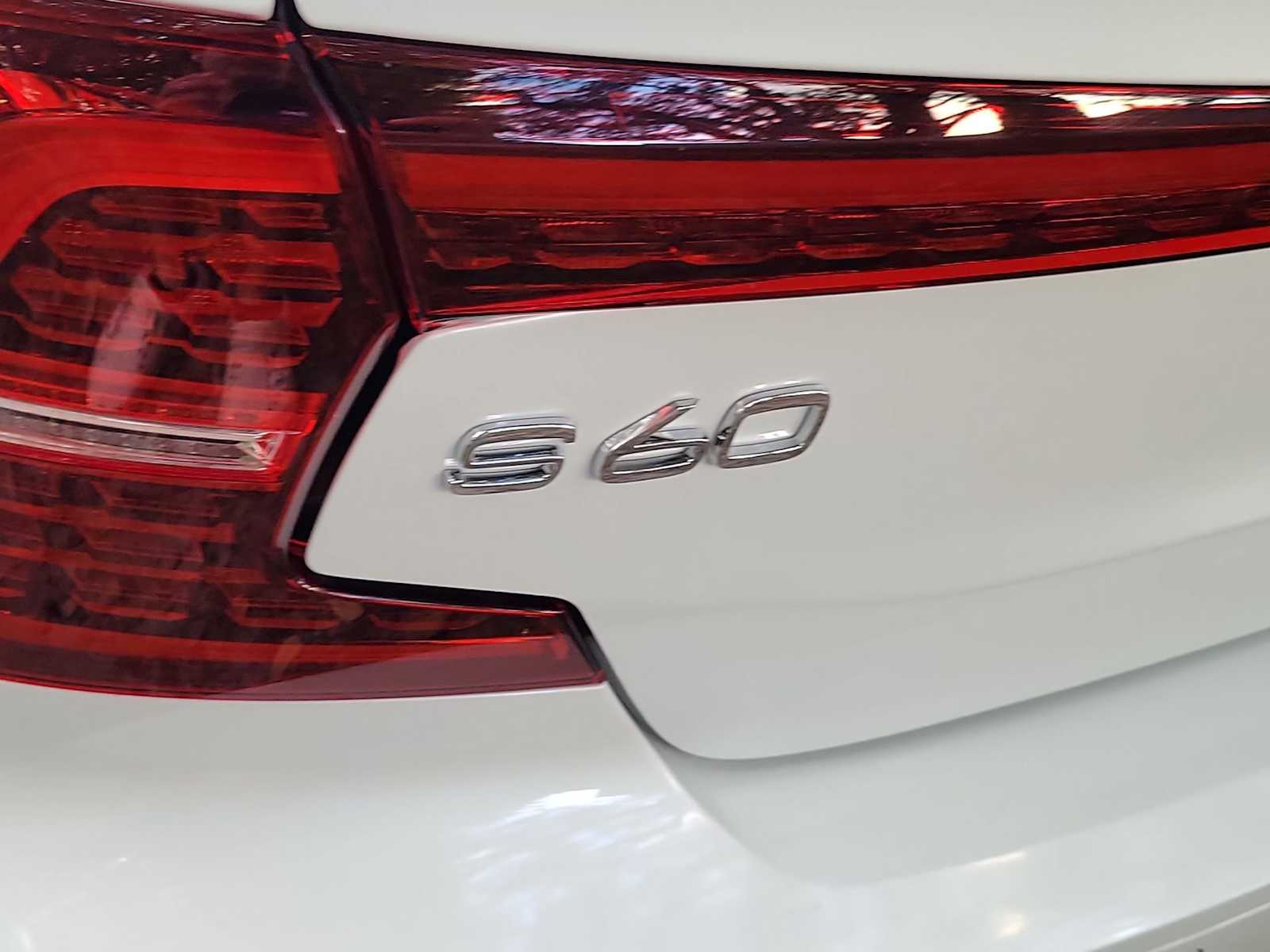 Thumbnail: 2023 Volvo S60 - 19