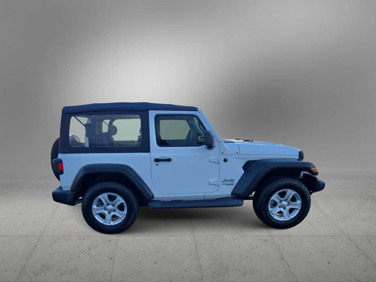 Thumbnail: 2019 Jeep Wrangler - 9