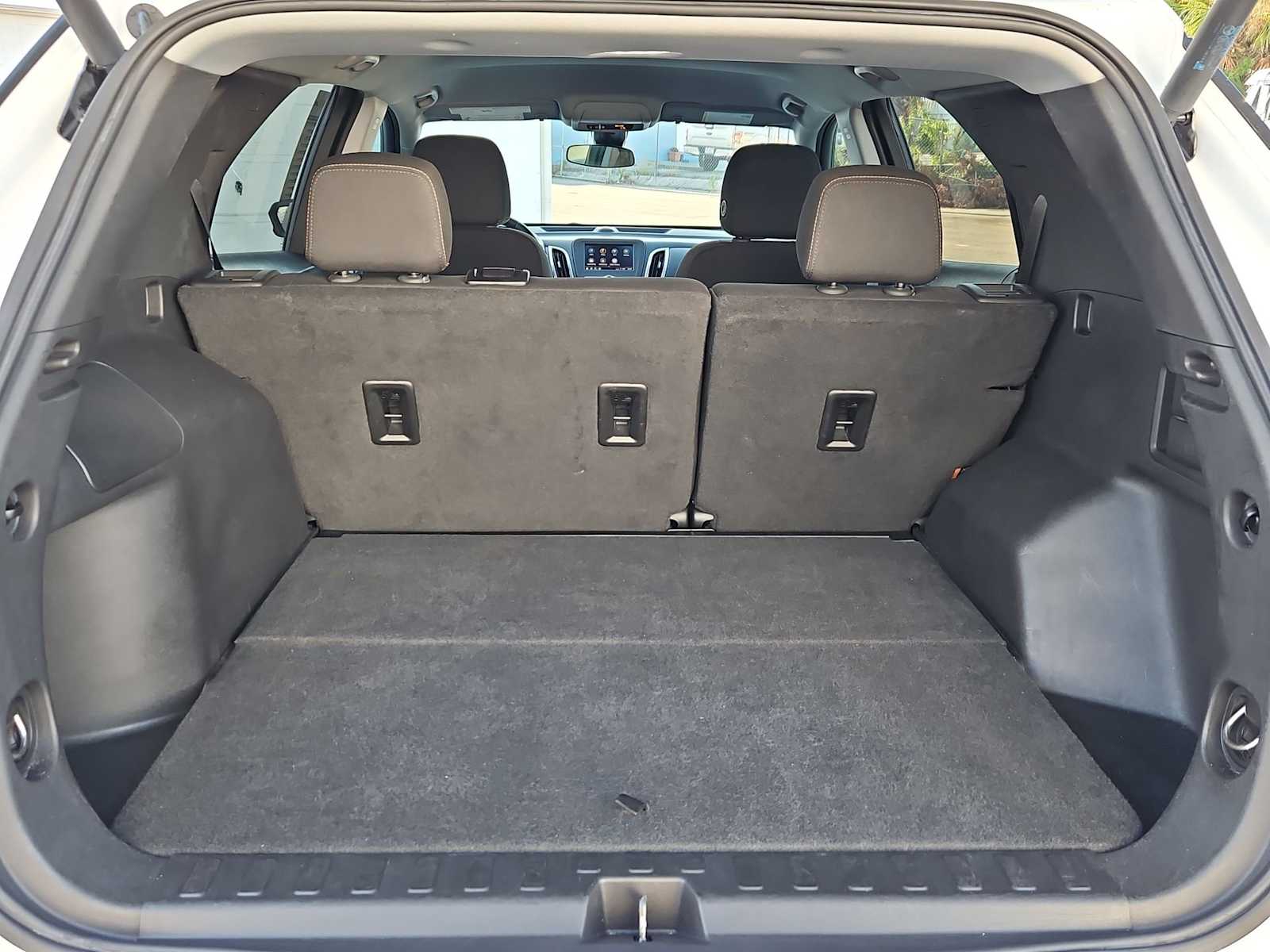 Thumbnail: 2024 Chevrolet Equinox - 34