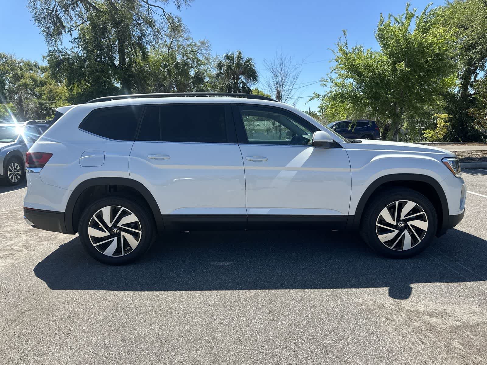 Thumbnail: 2026 Volkswagen Atlas - 7