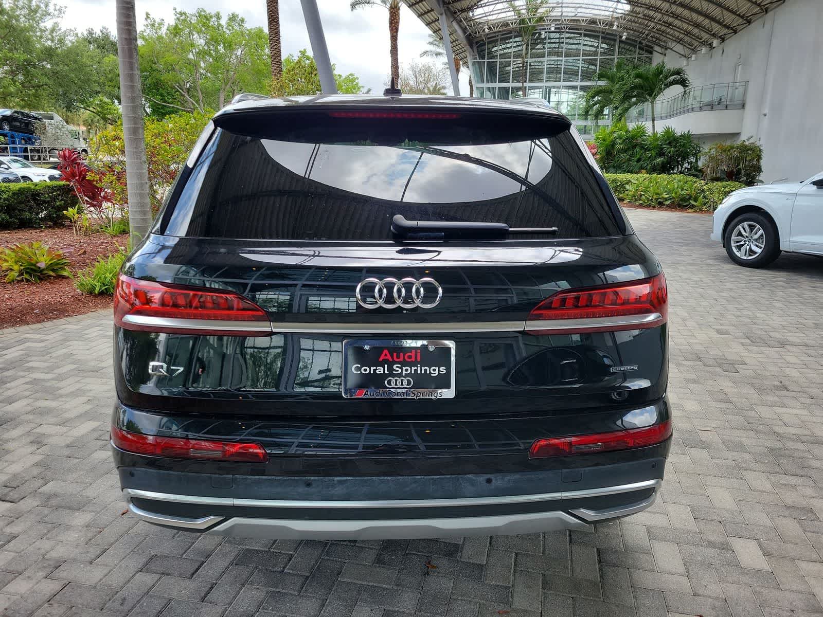 Thumbnail: 2023 Audi Q7 - 7