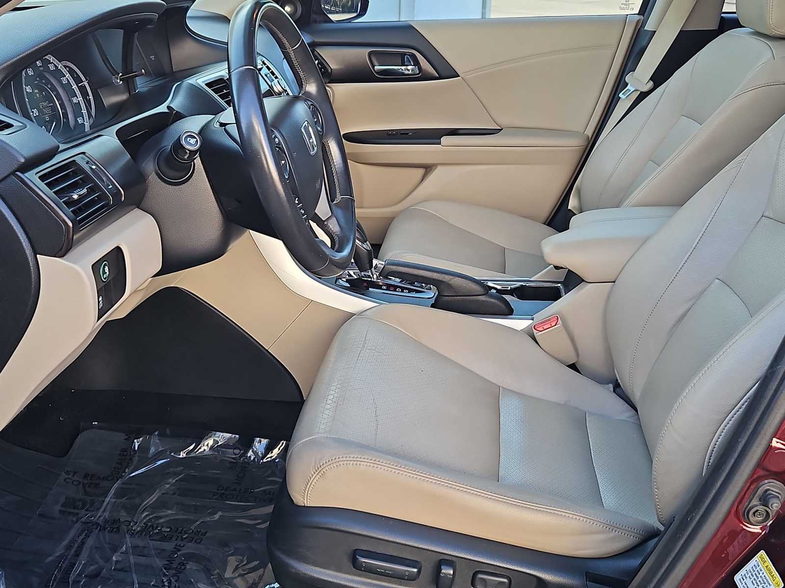 Thumbnail: 2015 Honda Accord - 17