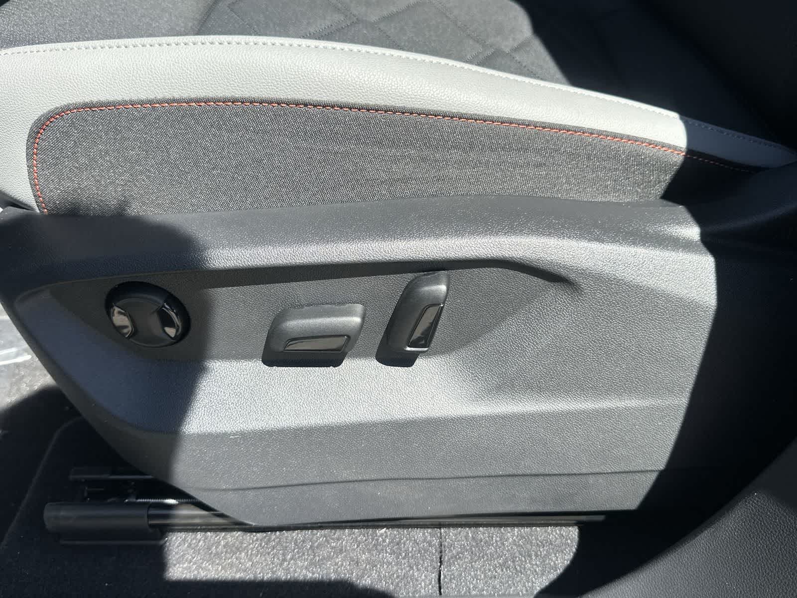 Thumbnail: 2026 Volkswagen Atlas - 16