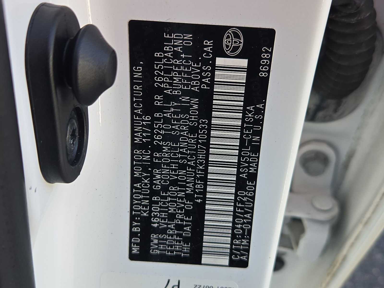 Thumbnail: 2017 Toyota Camry - 33