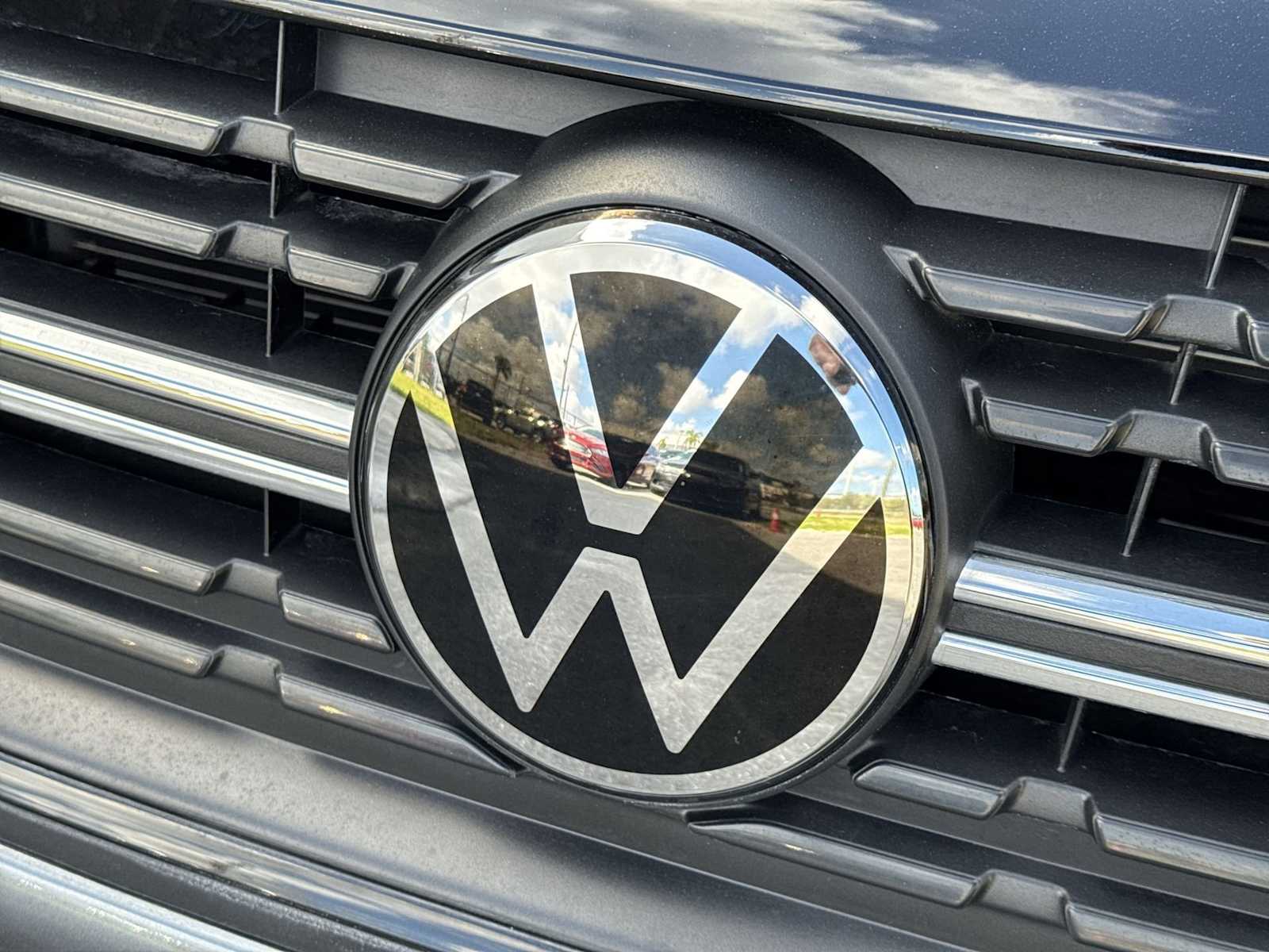 Thumbnail: 2024 Volkswagen Jetta - 10