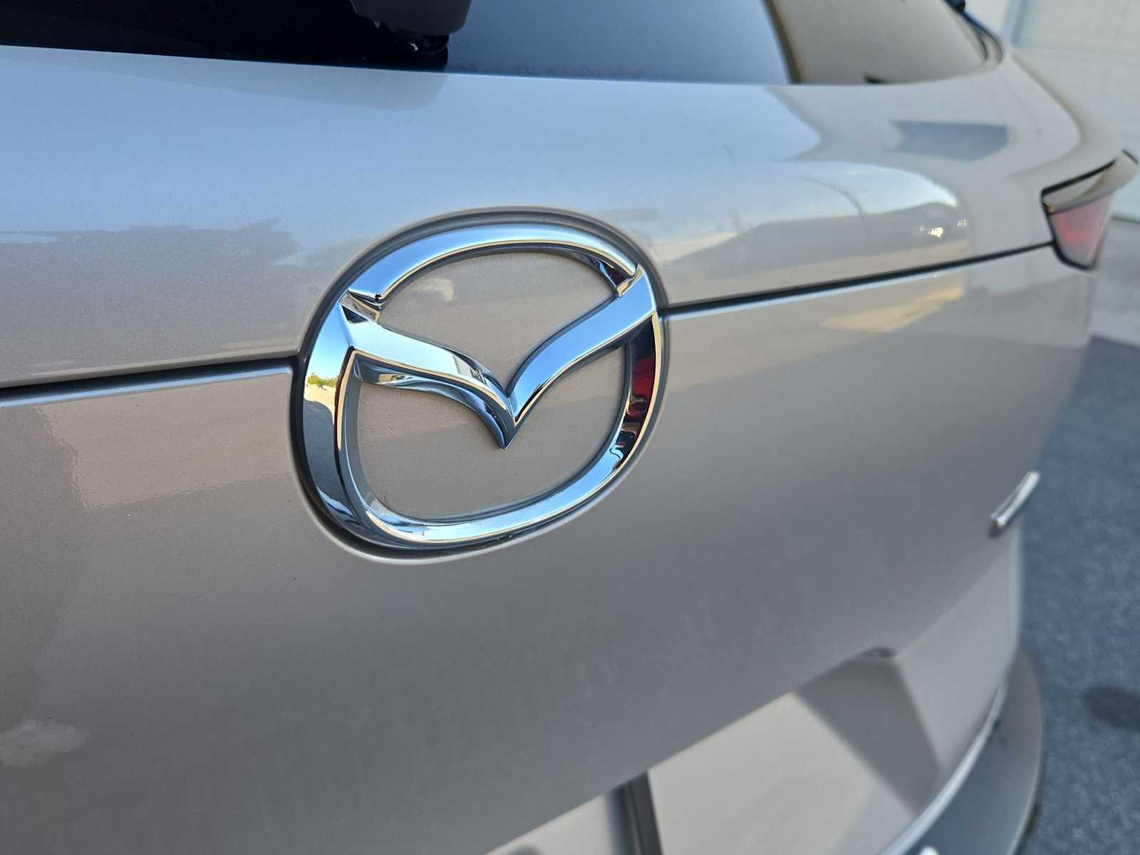 Thumbnail: 2023 Mazda CX-30 - 12