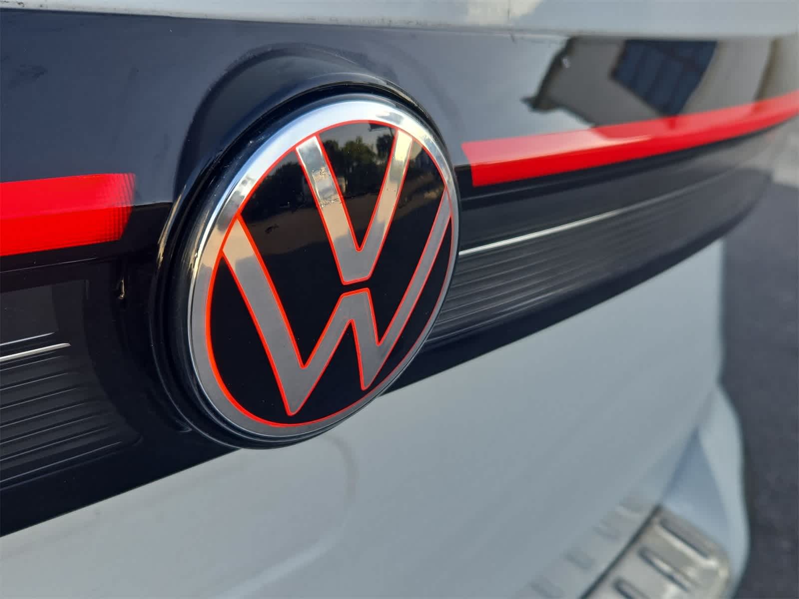 Thumbnail: 2025 Volkswagen Taos - 12