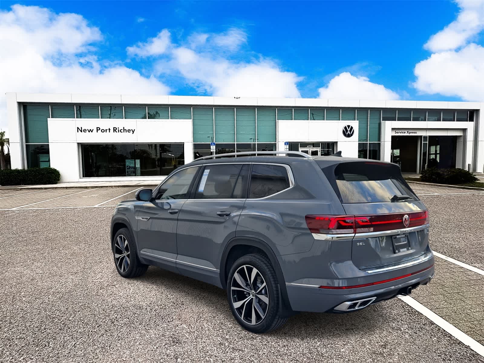 Thumbnail: 2026 Volkswagen Atlas - 6