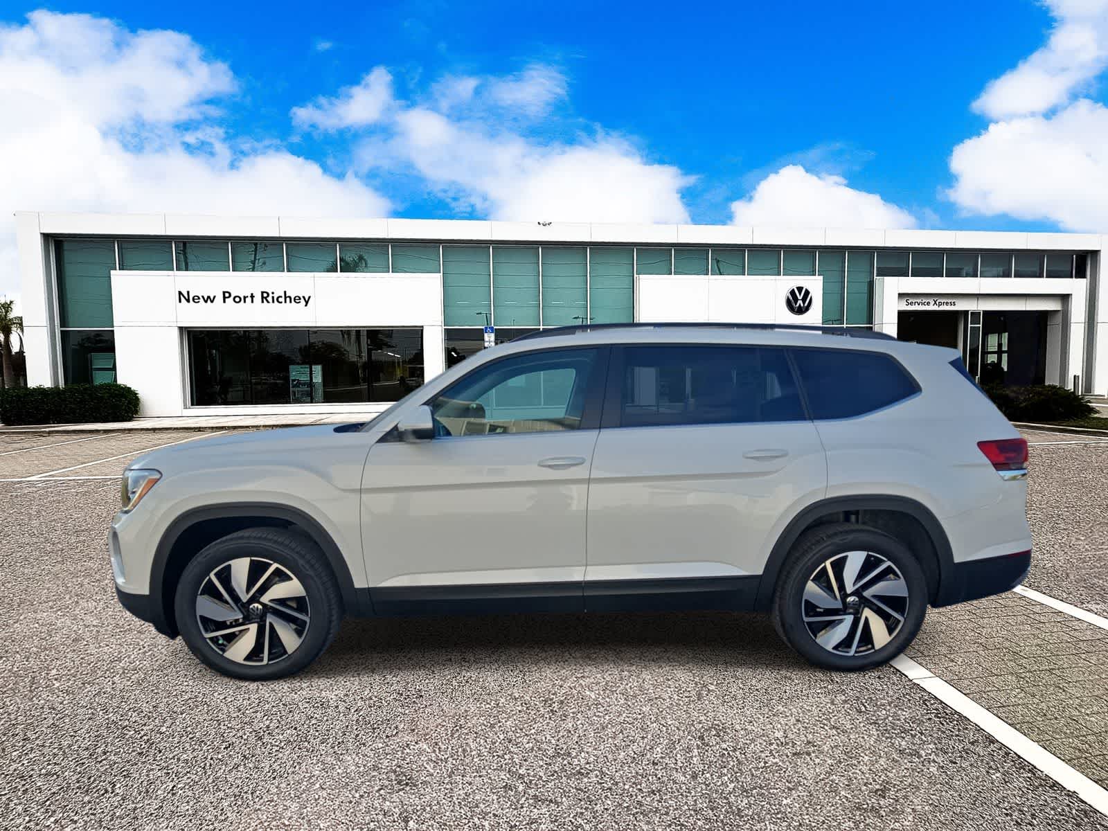 Thumbnail: 2026 Volkswagen Atlas - 5