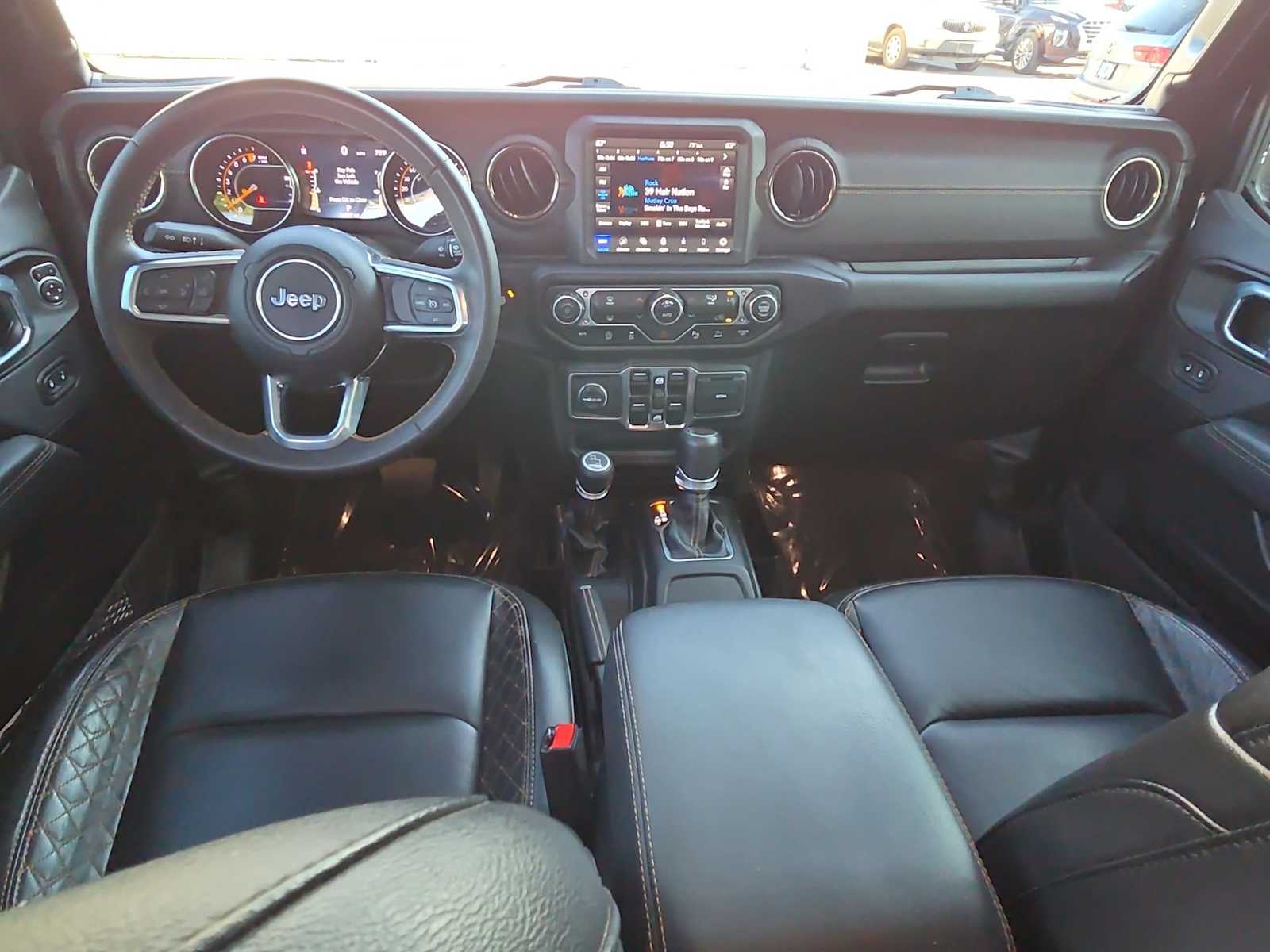 Thumbnail: 2023 Jeep Gladiator - 16