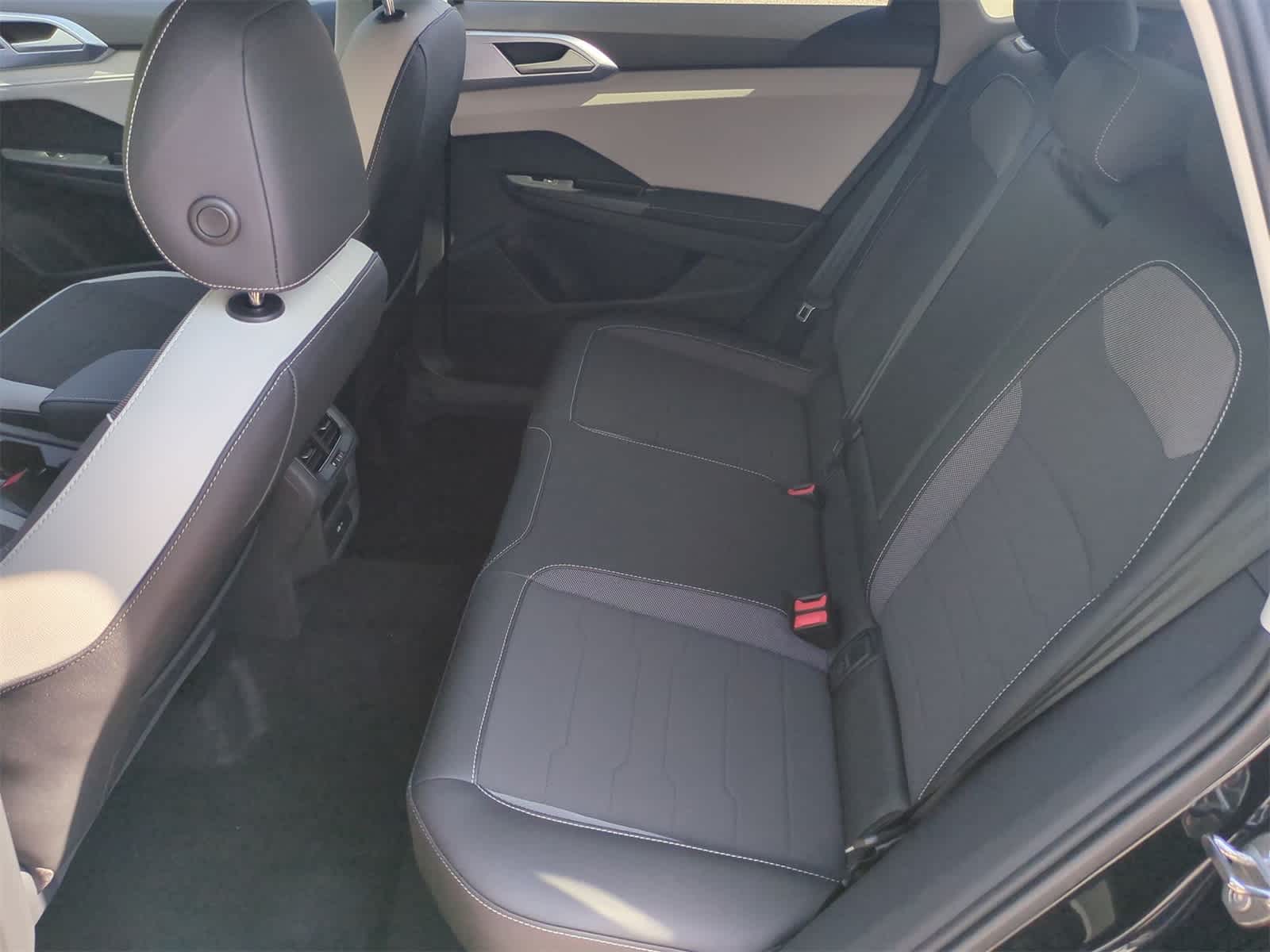 Thumbnail: 2025 Volkswagen Taos - 20