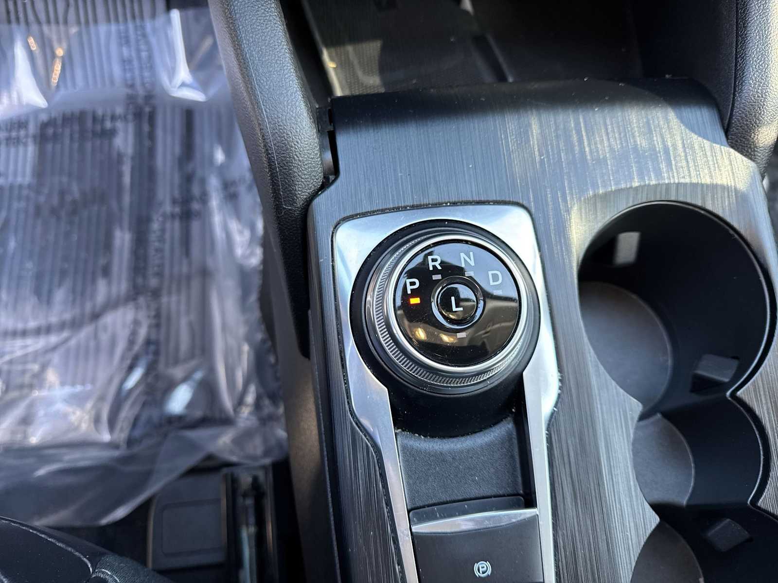 Thumbnail: 2023 Ford Escape - 32