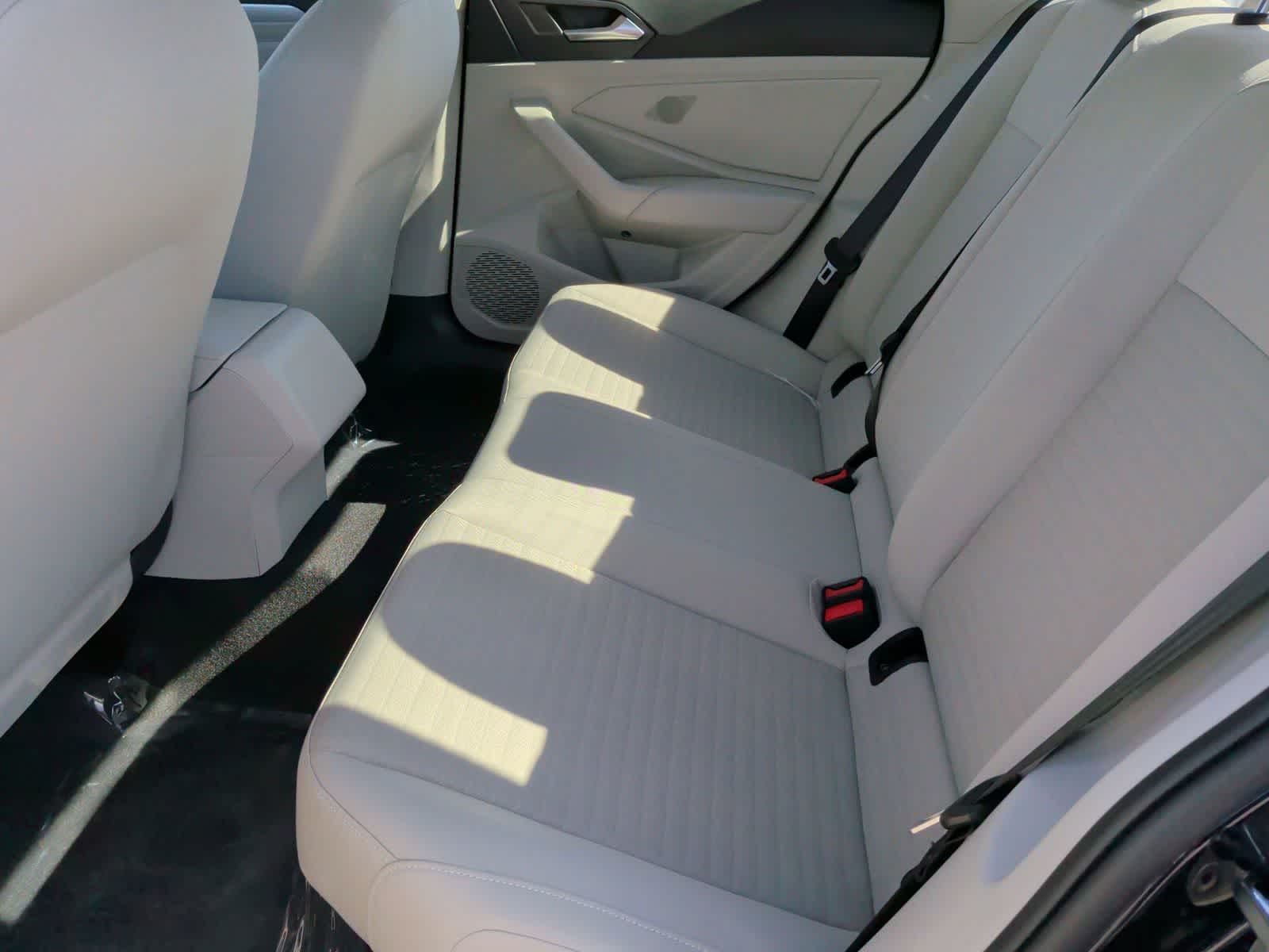 Thumbnail: 2026 Volkswagen Jetta - 18