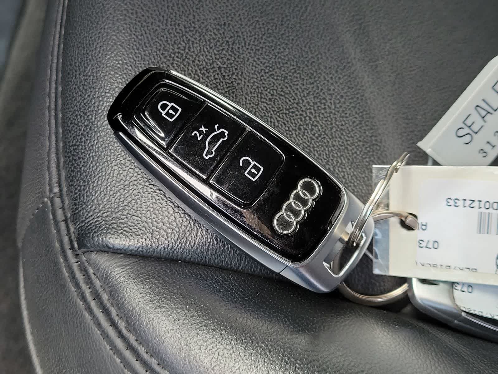 Thumbnail: 2023 Audi Q7 - 28