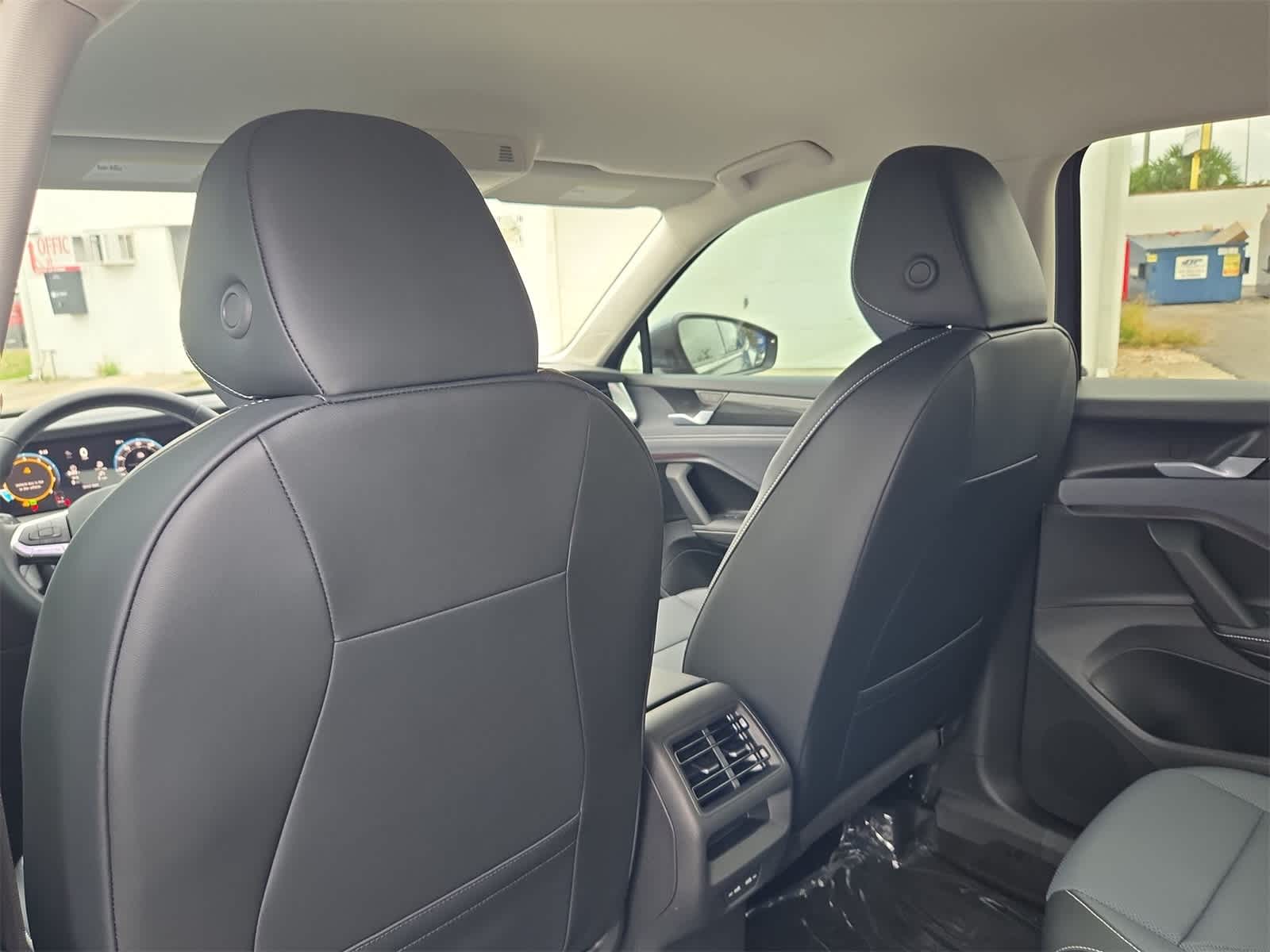 Thumbnail: 2026 Volkswagen Tiguan - 19