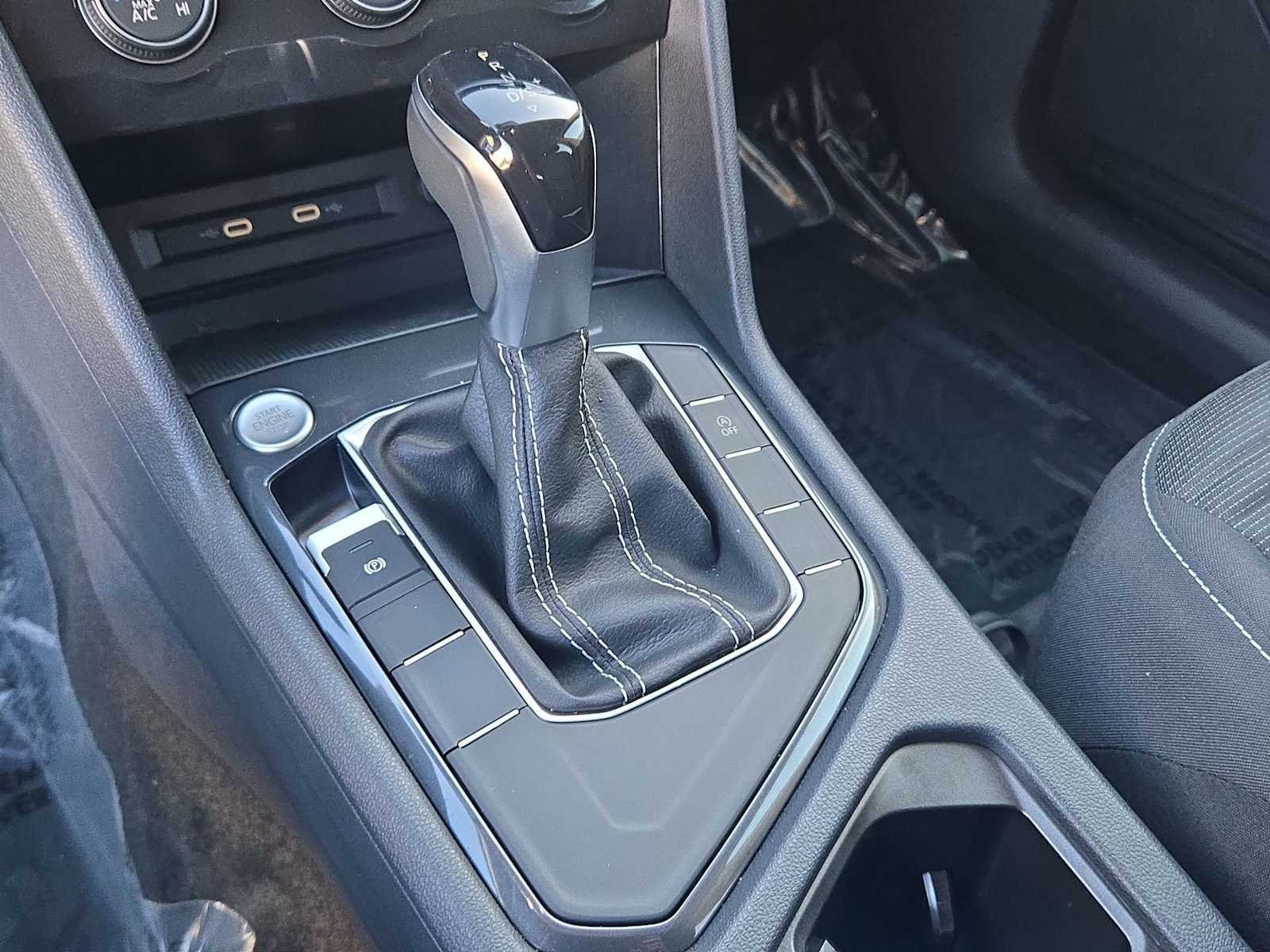 Thumbnail: 2023 Volkswagen Tiguan - 29