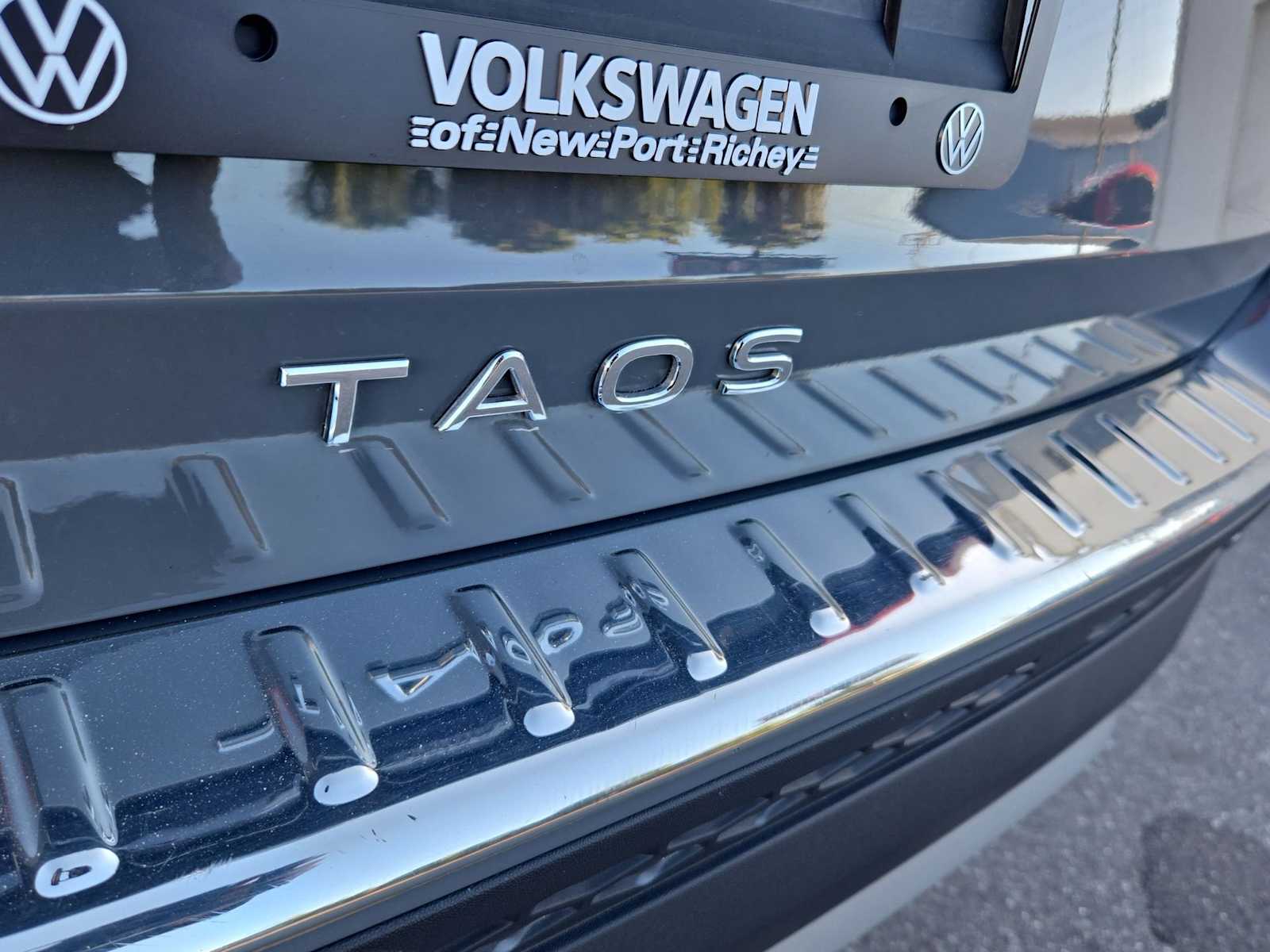 Thumbnail: 2024 Volkswagen Taos - 13