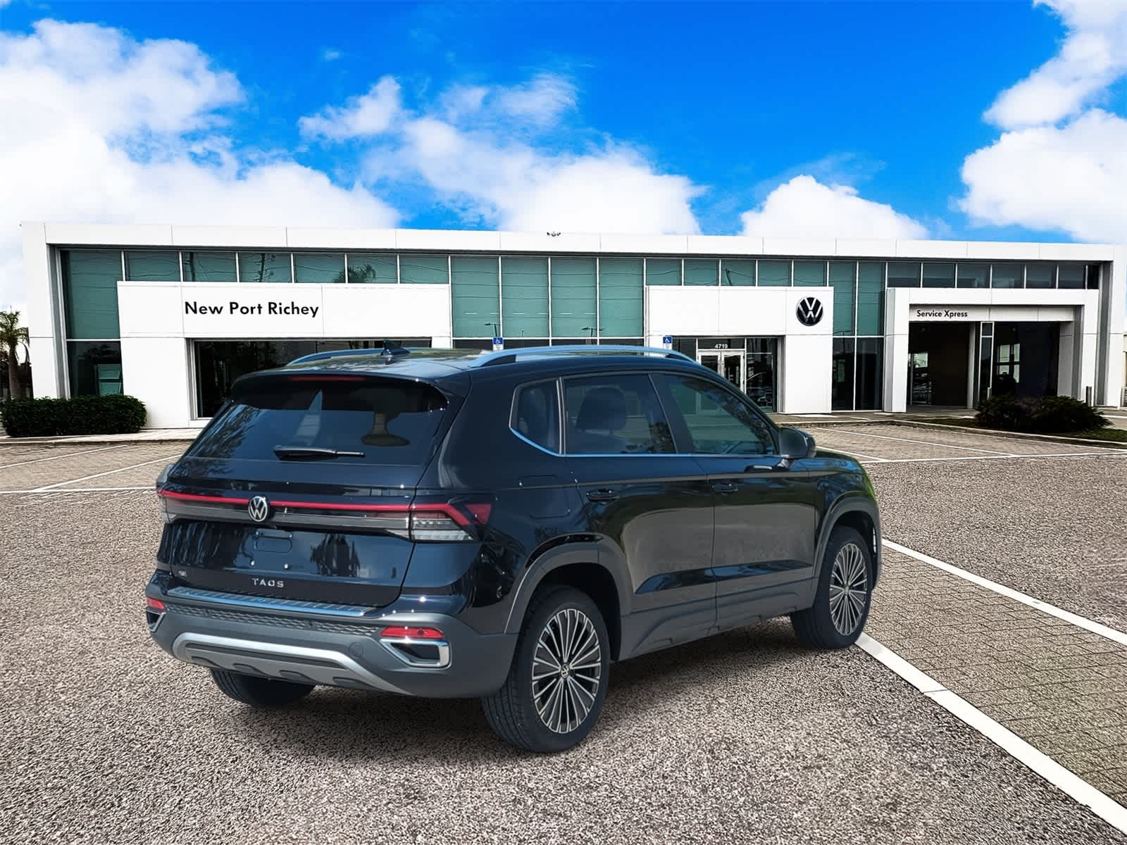 Thumbnail: 2025 Volkswagen Taos - 8