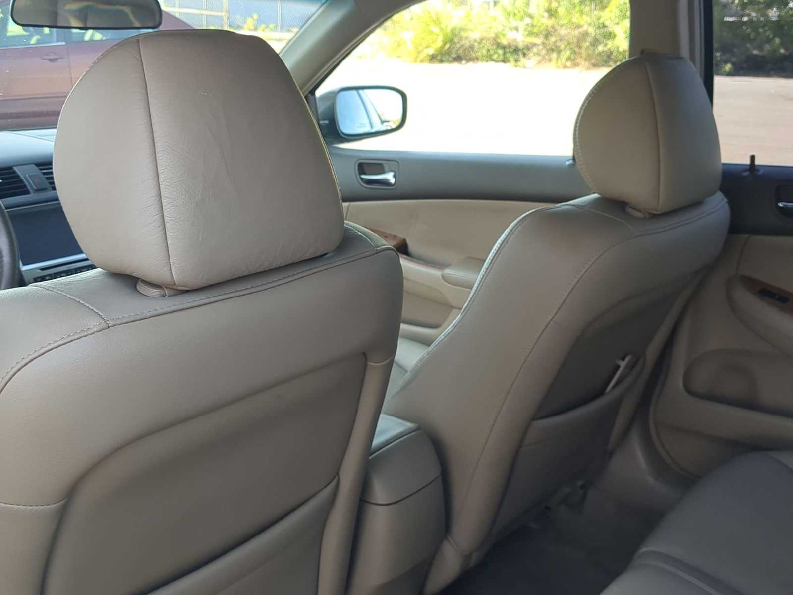 Thumbnail: 2003 Honda Accord - 18