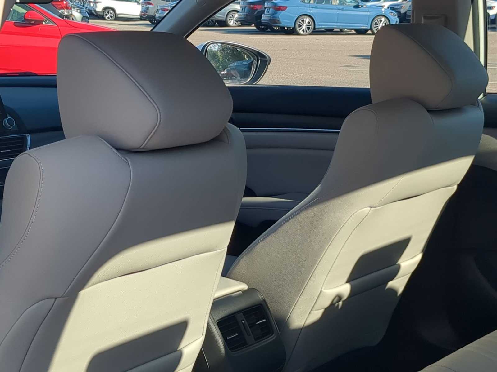 Thumbnail: 2018 Honda Accord - 19