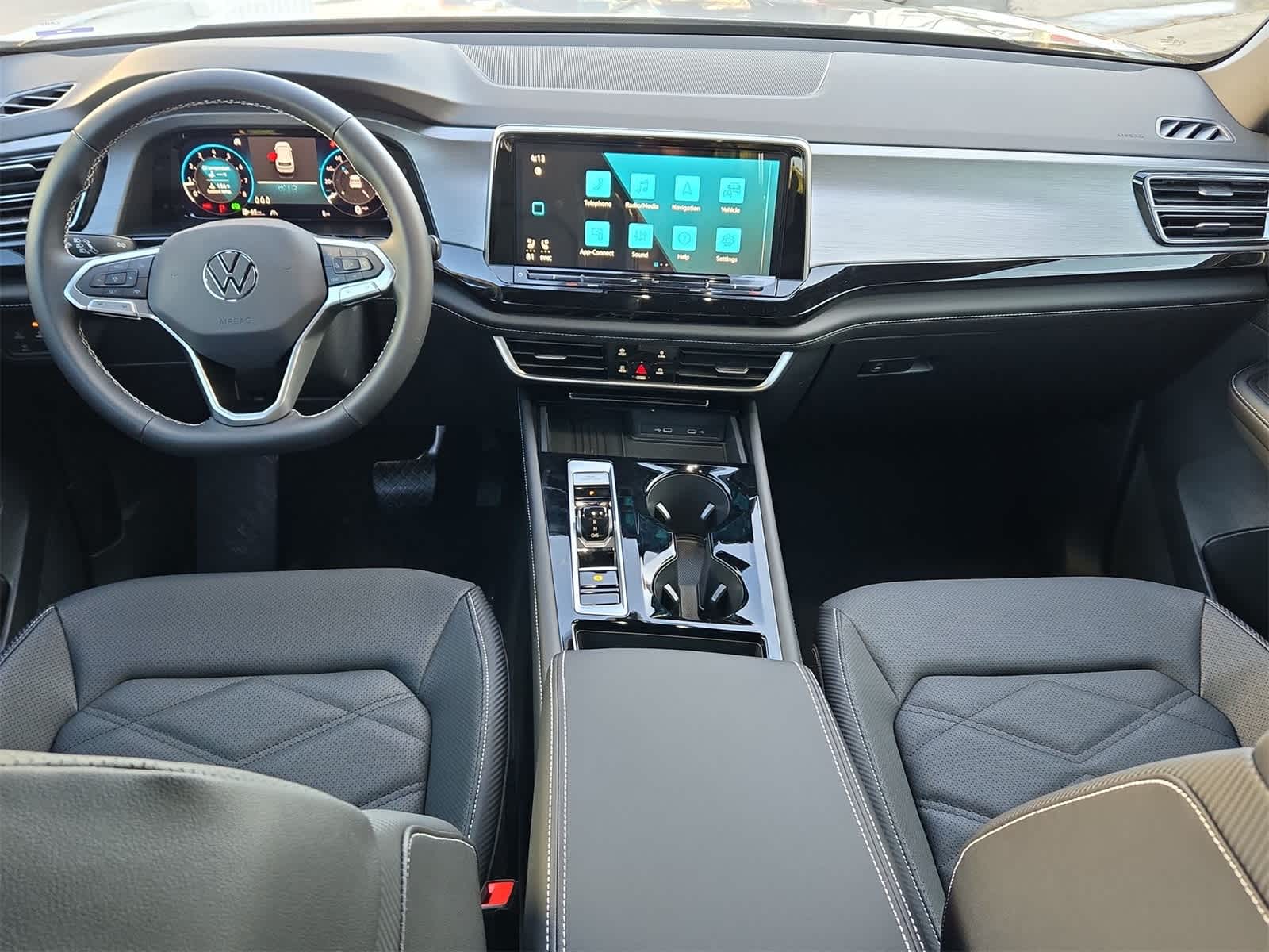 Thumbnail: 2026 Volkswagen Atlas - 16