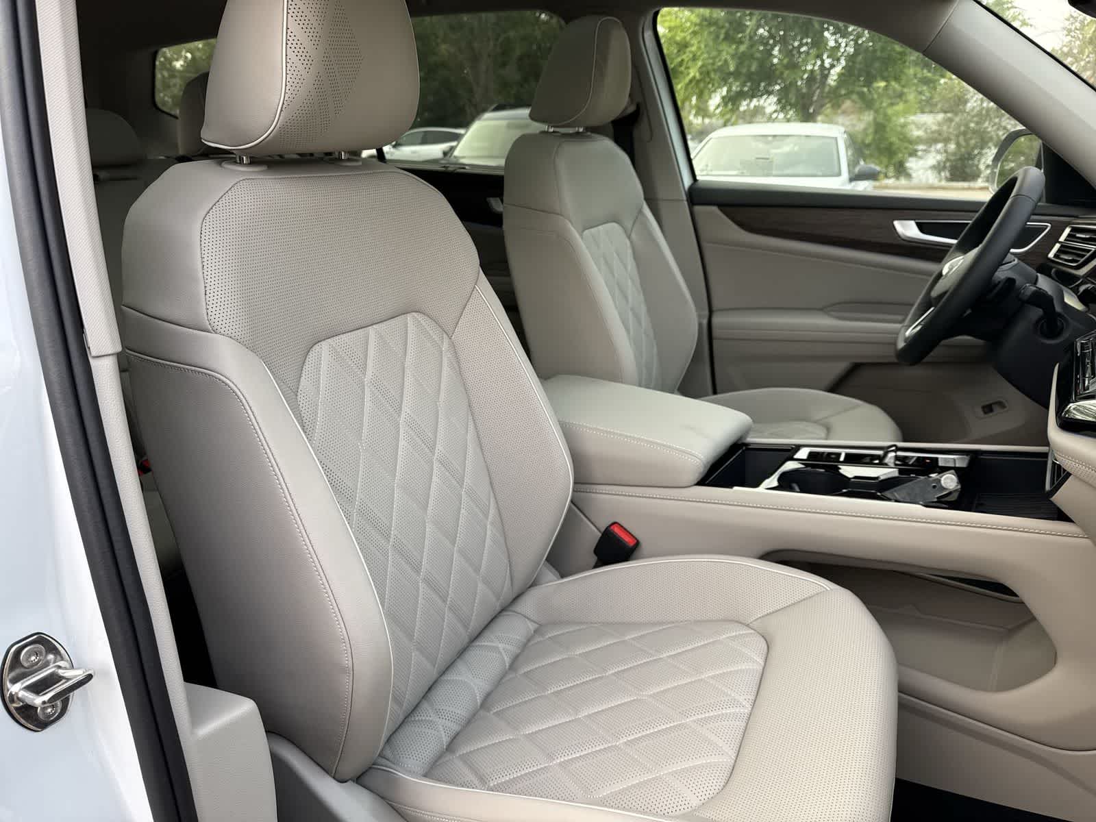 Thumbnail: 2026 Volkswagen Atlas - 21