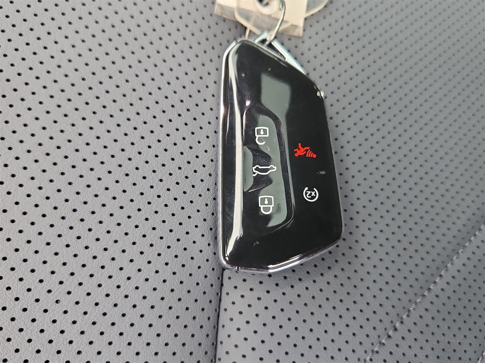 Thumbnail: 2025 Volkswagen Tiguan - 35