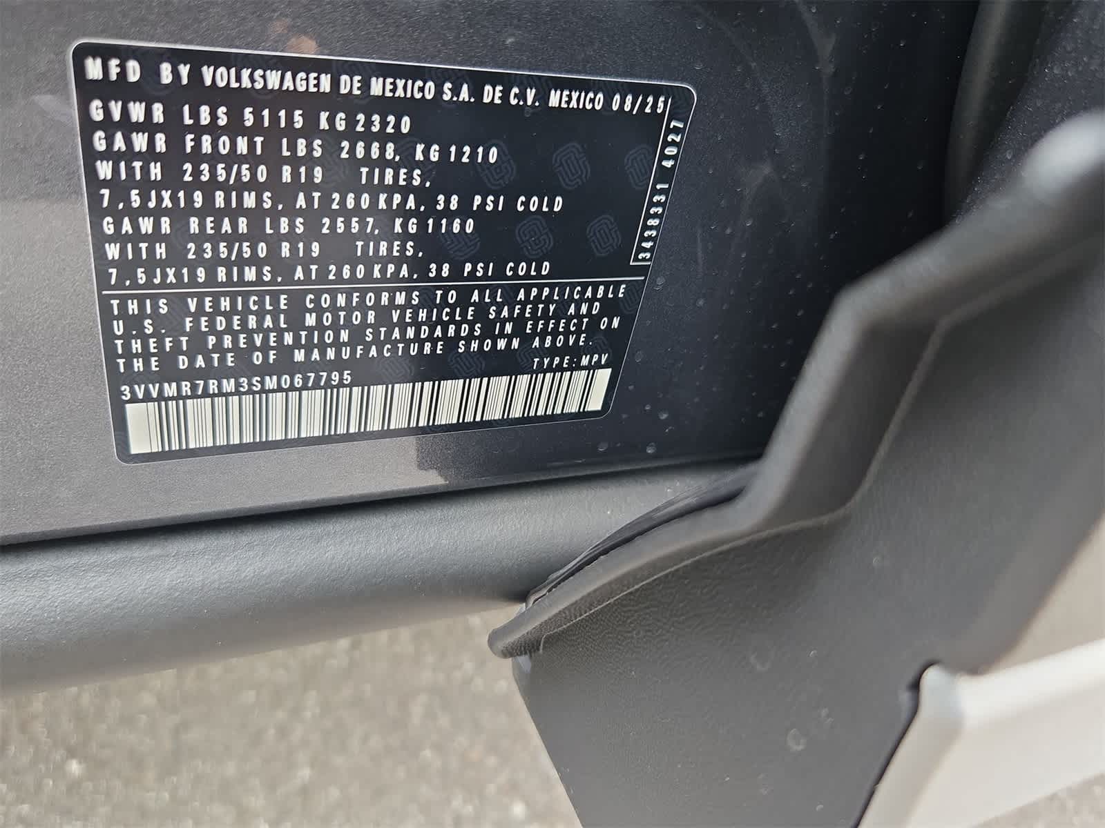 Thumbnail: 2025 Volkswagen Tiguan - 36