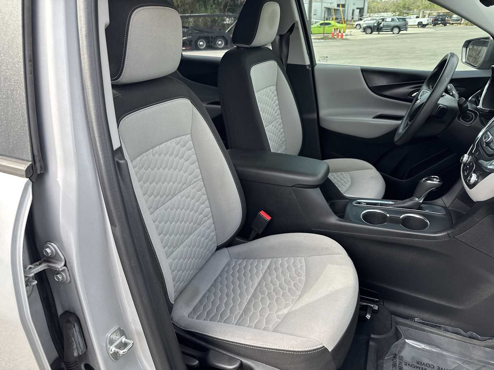 Thumbnail: 2020 Chevrolet Equinox - 21