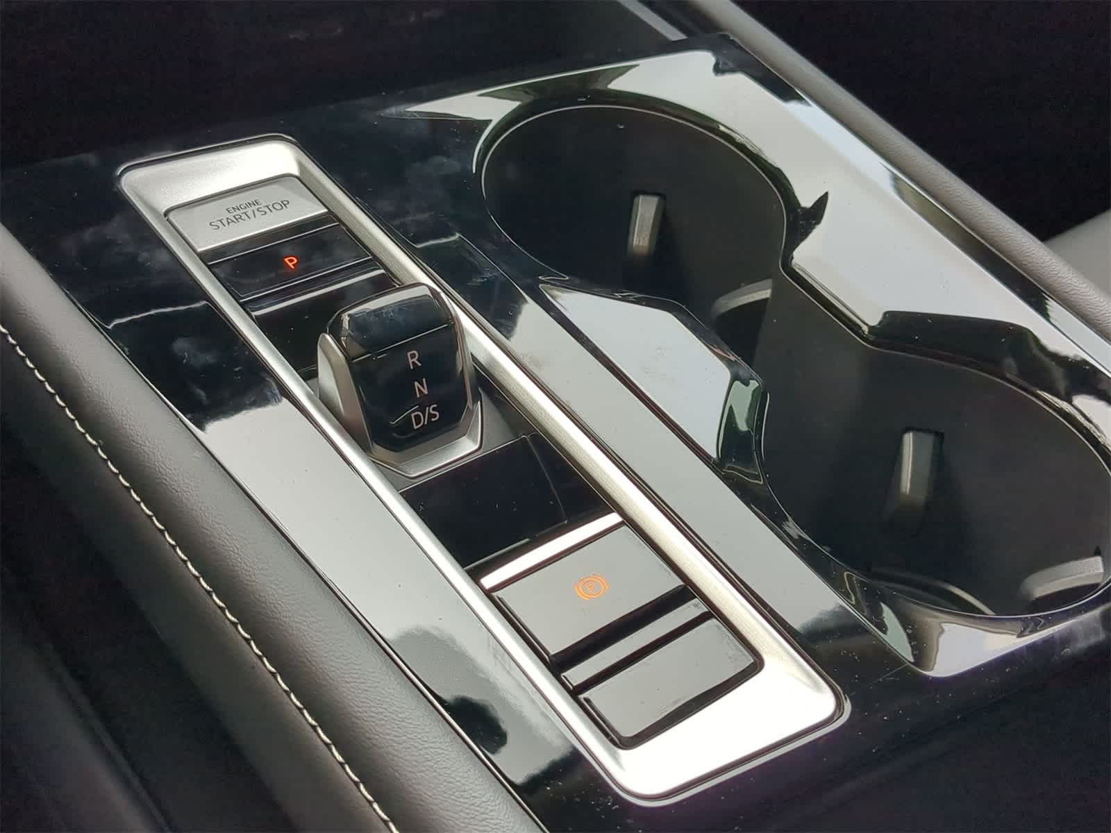 Thumbnail: 2025 Volkswagen Atlas - 32