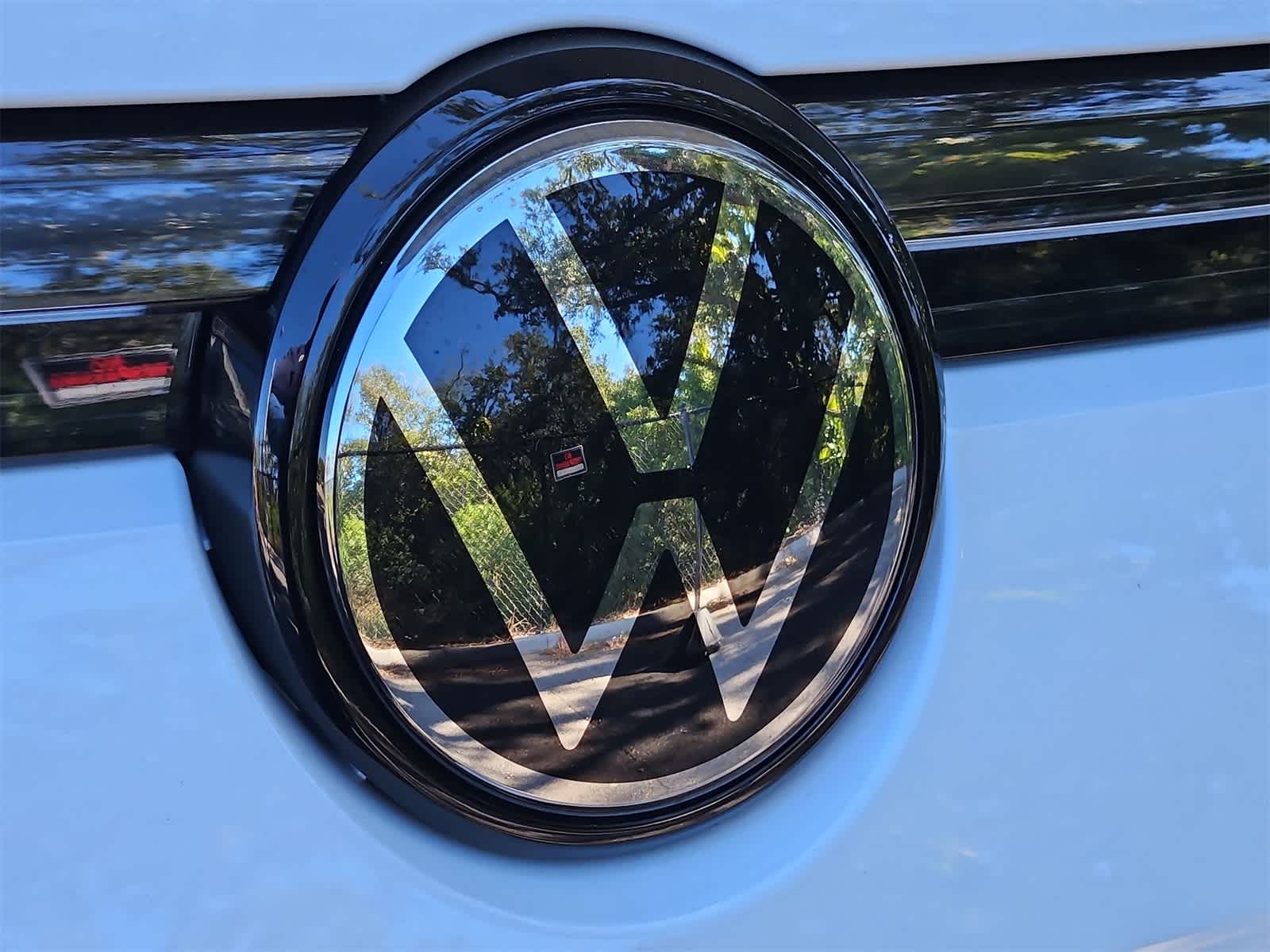 Thumbnail: 2025 Volkswagen Tiguan - 12