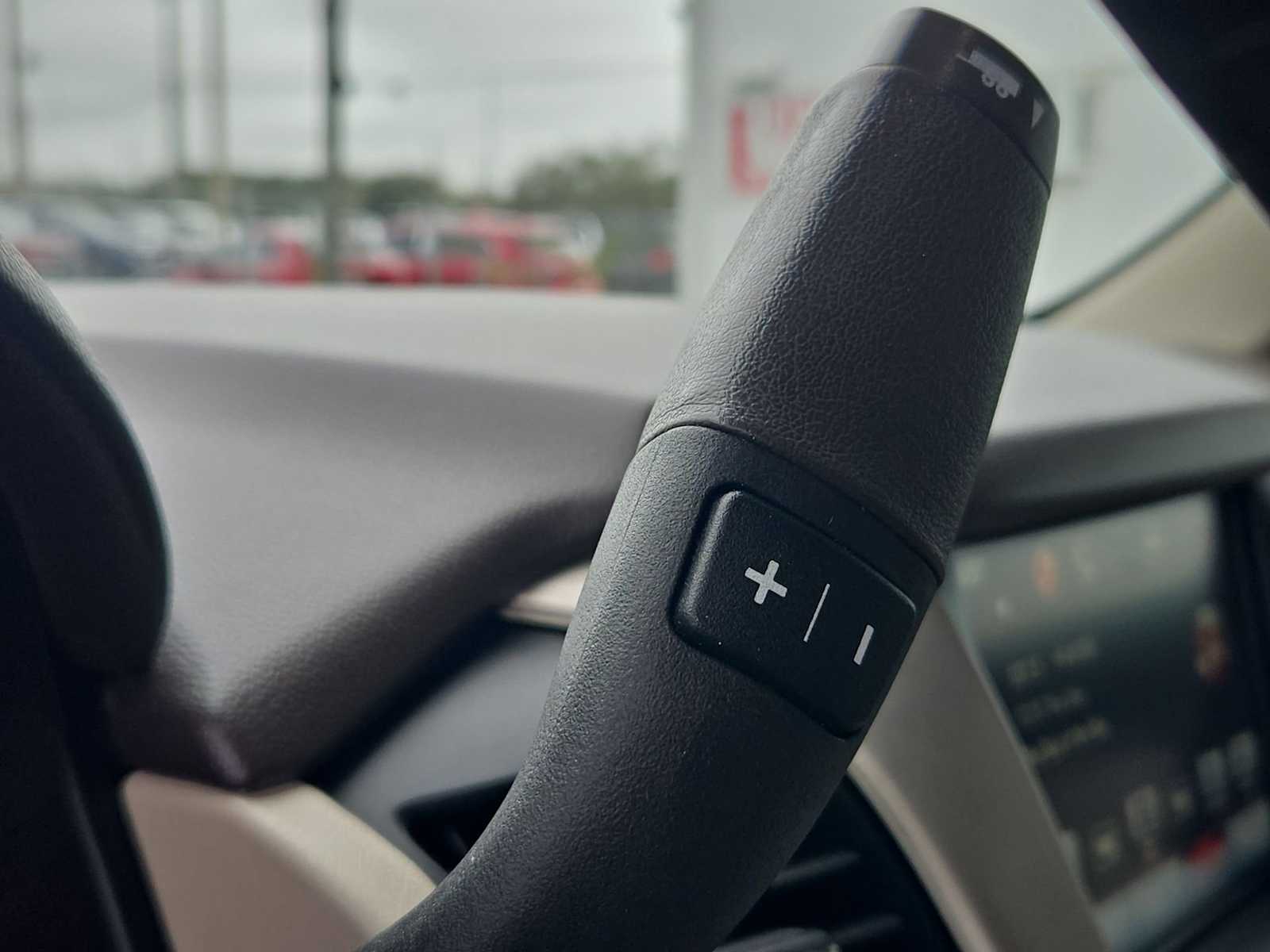 Thumbnail: 2016 GMC Yukon - 30