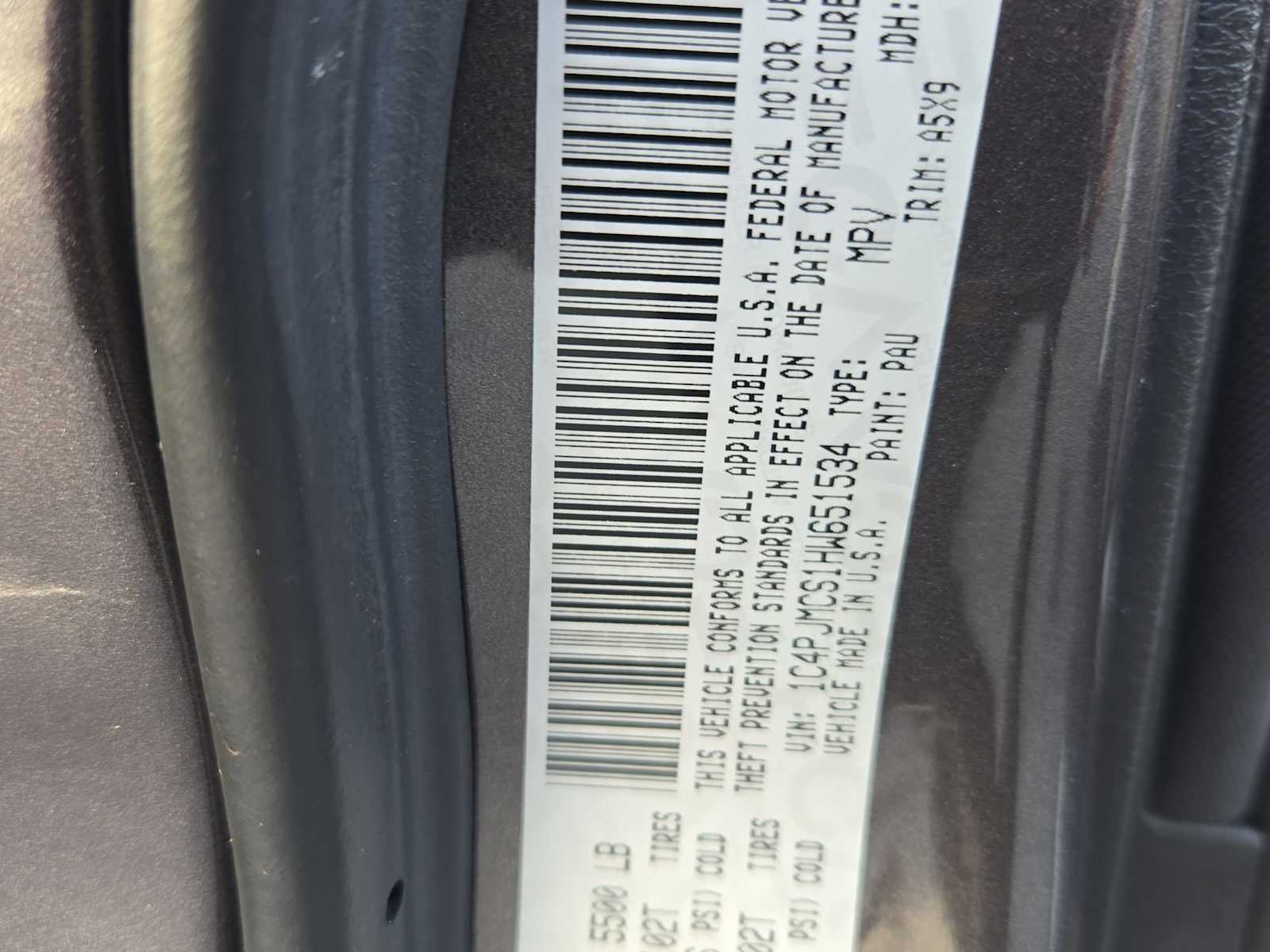 Thumbnail: 2017 Jeep Cherokee - 35