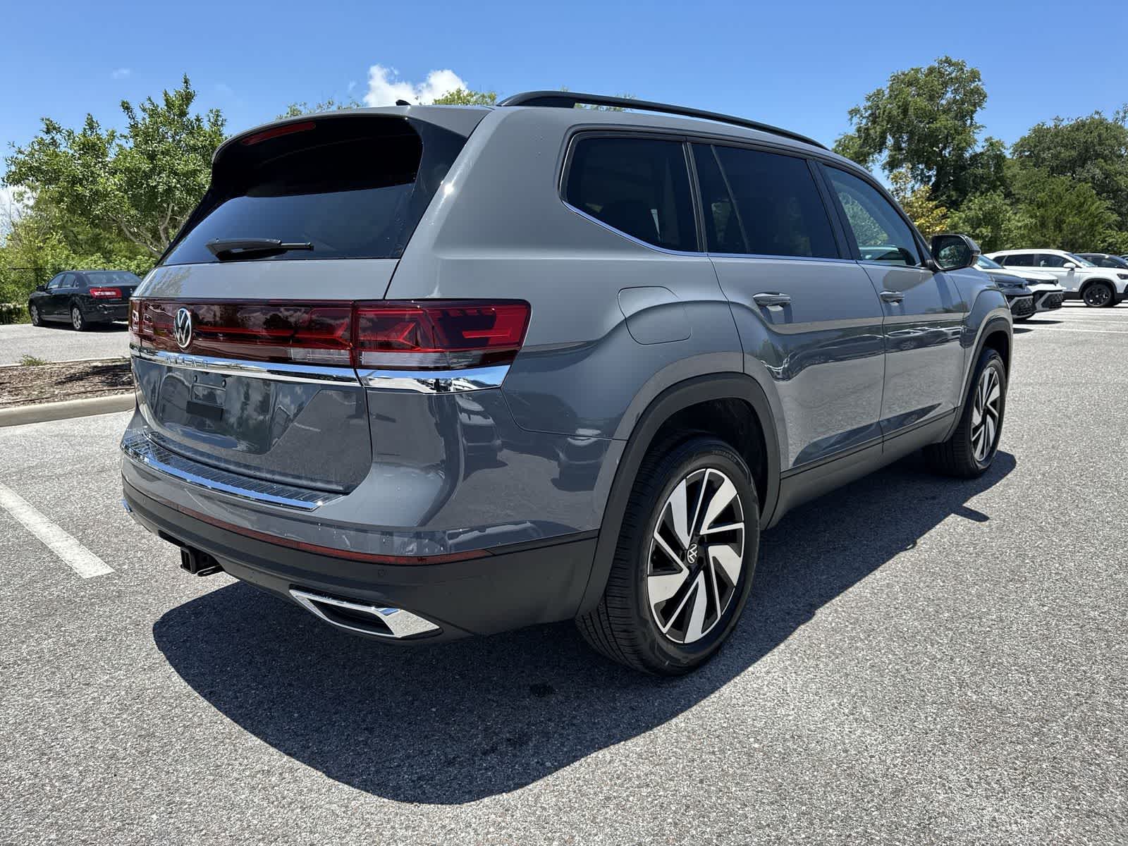 Thumbnail: 2026 Volkswagen Atlas - 6