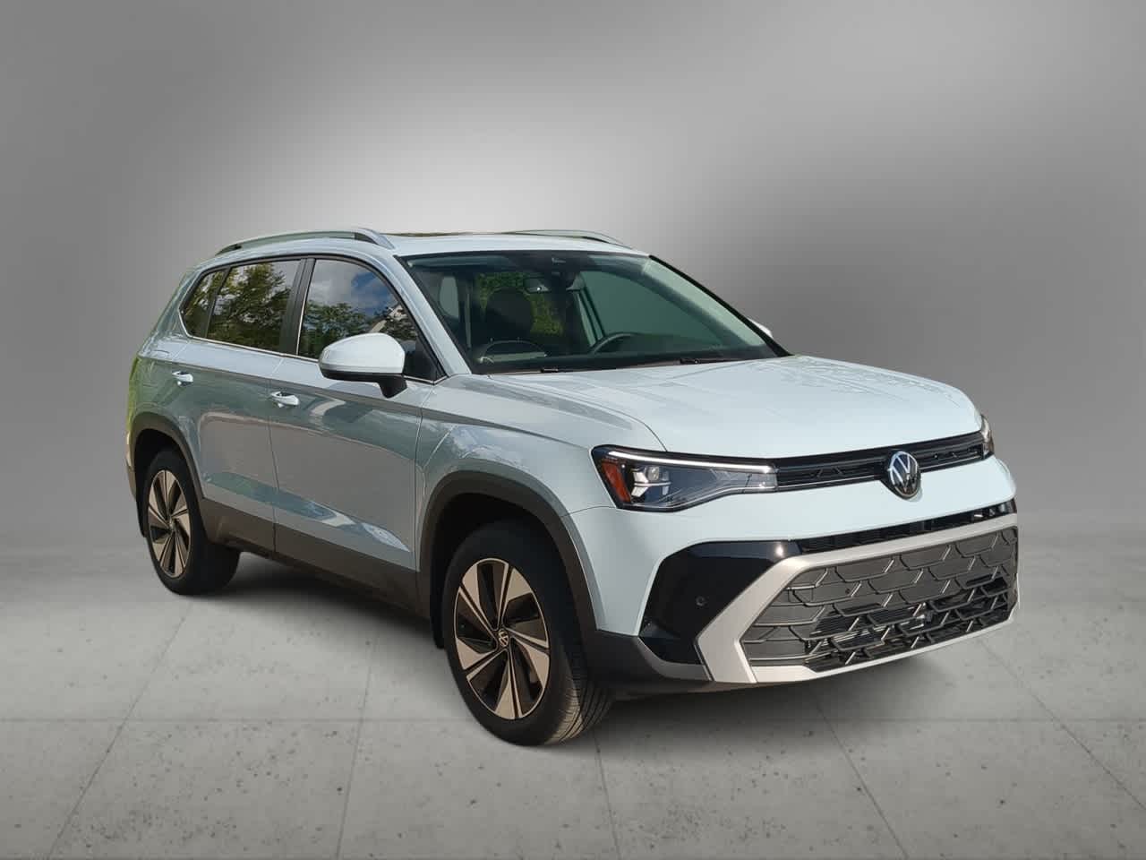 Thumbnail: 2025 Volkswagen Taos - 2